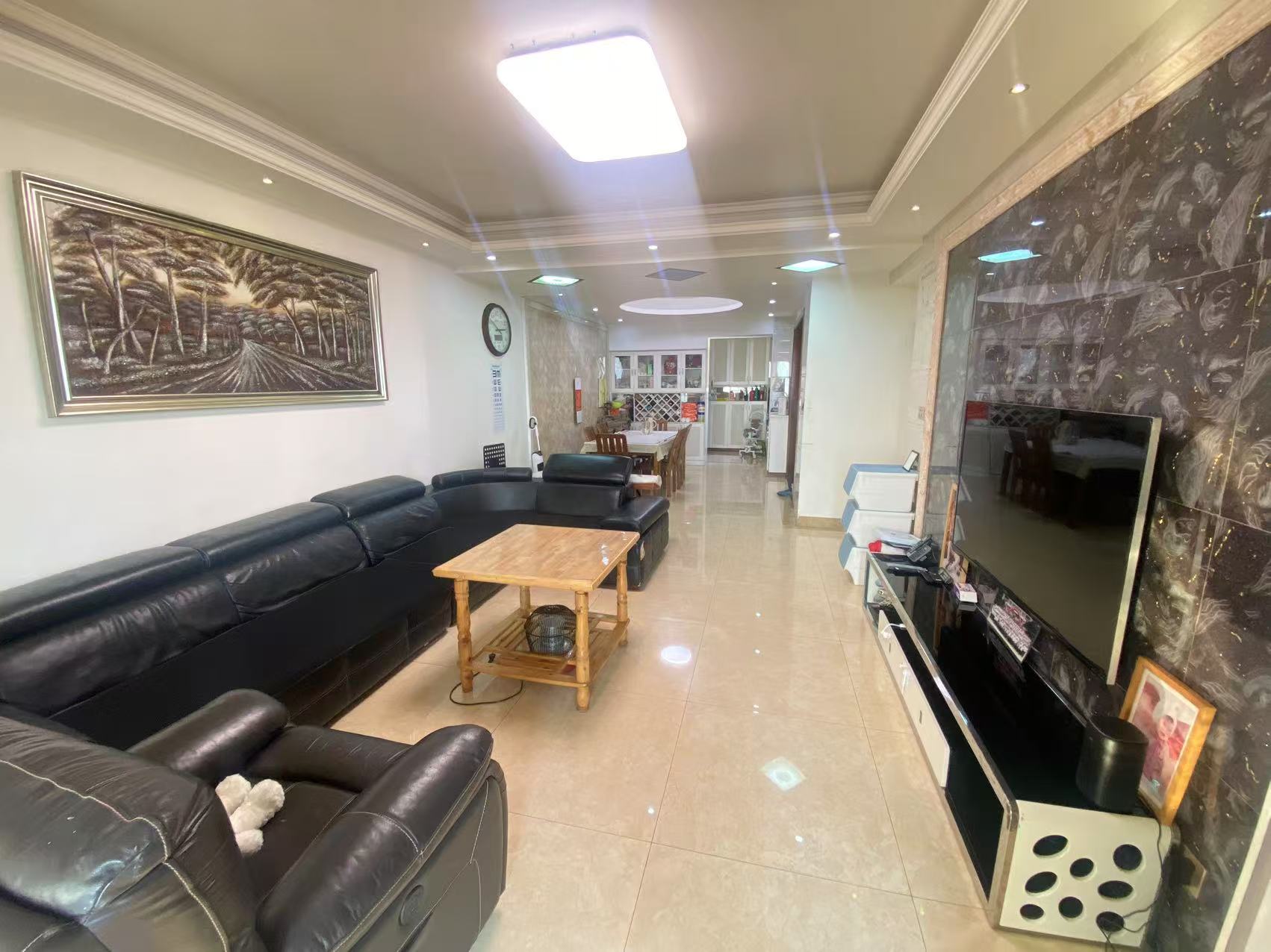 华晨御园 3室2厅2卫 73.8万 华晨御园 3室2厅2卫 73.8万室内图