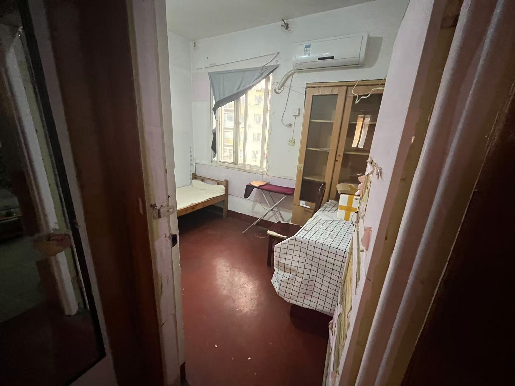 长沙师范教职工宿舍 3室1厅1卫 2000.0元/月 长沙师范教职工宿舍 3室1厅1卫 2000.0元/月户型图