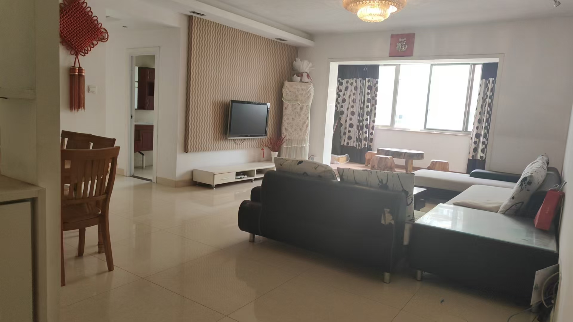 中电怡和苑 3室2厅2卫 1800.0元/月 中电怡和苑 3室2厅2卫 1800.0元/月室内图