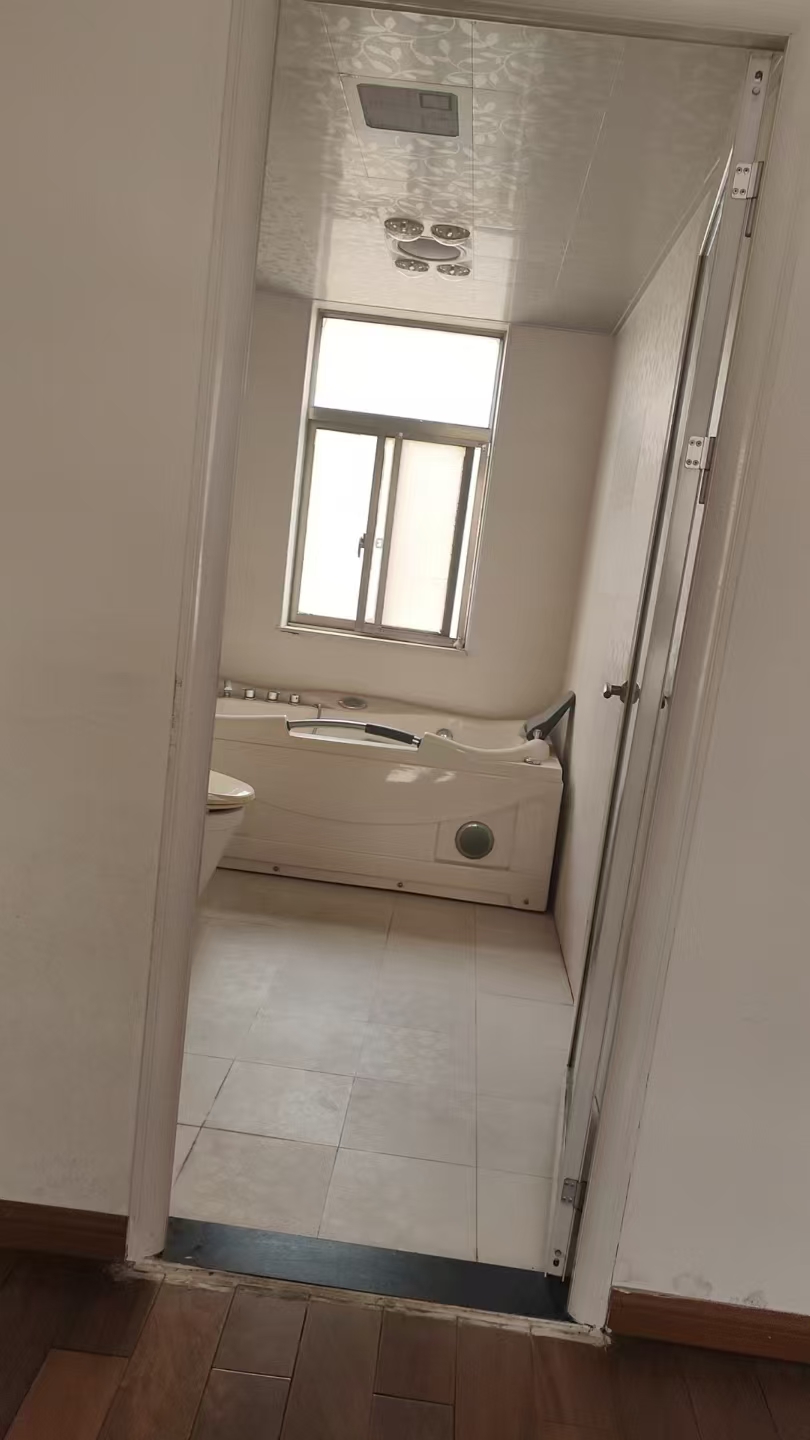 中电怡和苑 3室2厅2卫 1800.0元/月 中电怡和苑 3室2厅2卫 1800.0元/月室内图