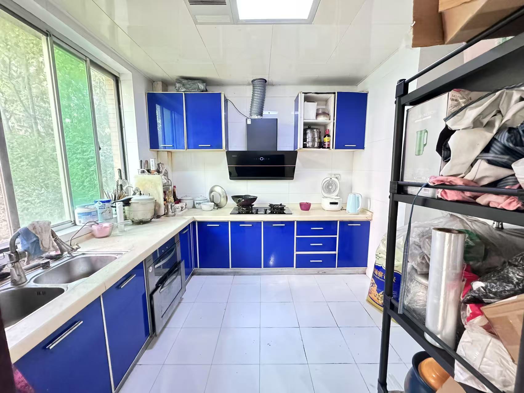 四季花园  4室2厅2卫    69.8万 四季花园  4室2厅2卫    69.8万室内图