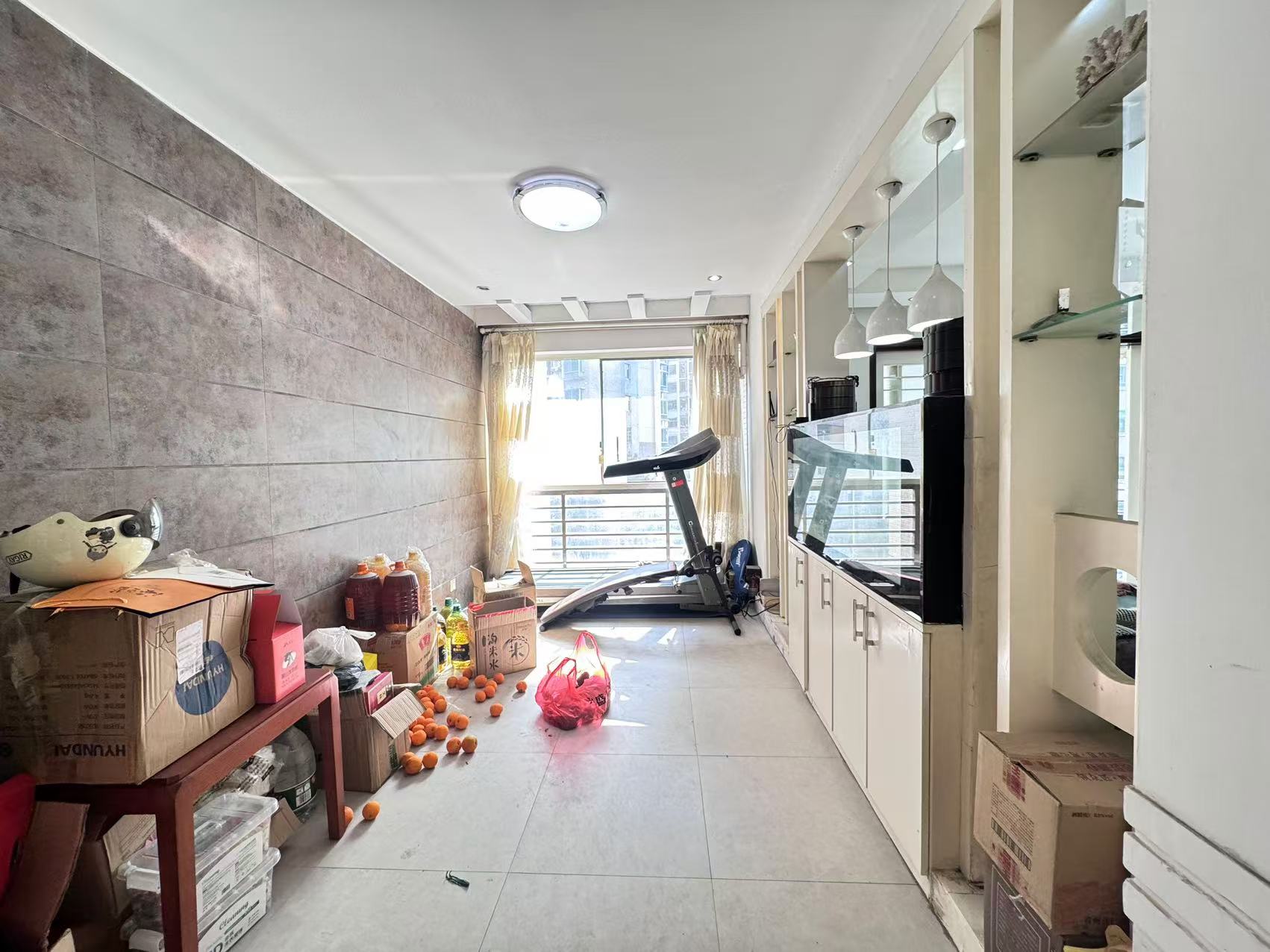 四季花园  4室2厅2卫    69.8万 四季花园  4室2厅2卫    69.8万室内图