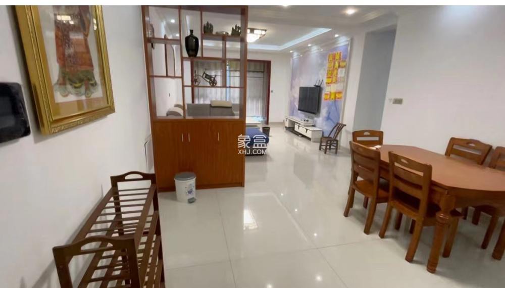 山水洲城华晨第一城 3室2厅2卫 1700.0元/月 山水洲城华晨第一城 3室2厅2卫 1700.0元/月室内图