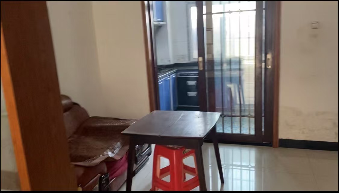 湘中园  3室2厅2卫    61.8万 湘中园  3室2厅2卫    61.8万室内图