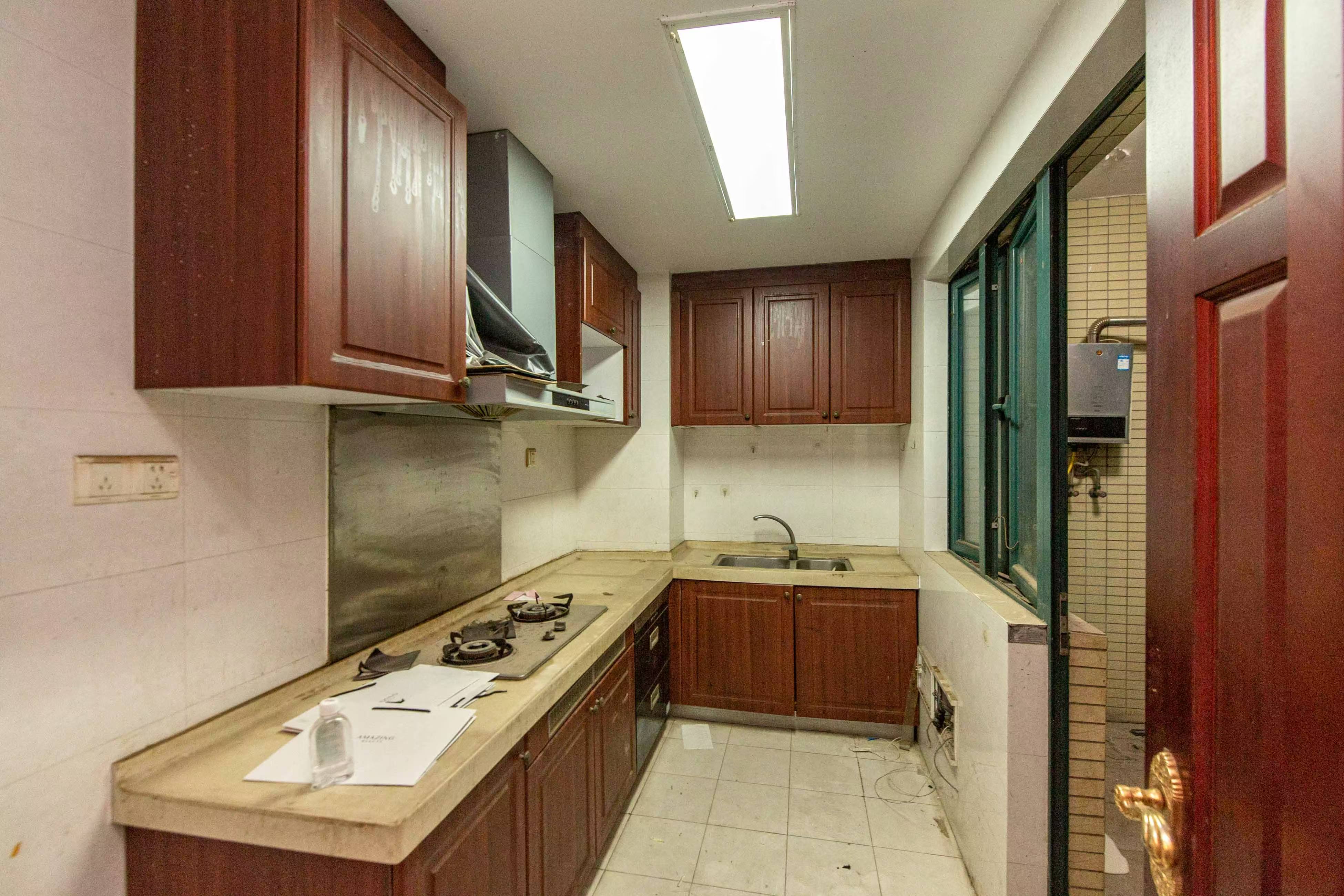 恒大绿洲 4室2厅2卫 3600.0元/月 恒大绿洲 4室2厅2卫 3600.0元/月室内图