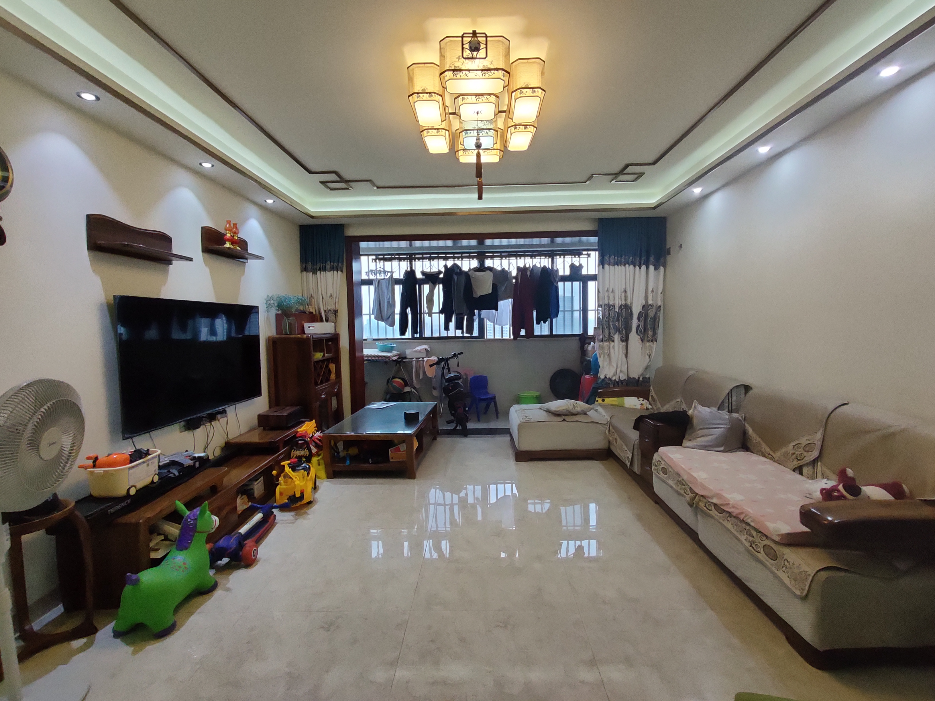 家顺花园 3室2厅1卫 148.0万 家顺花园 3室2厅1卫 148.0万室内图