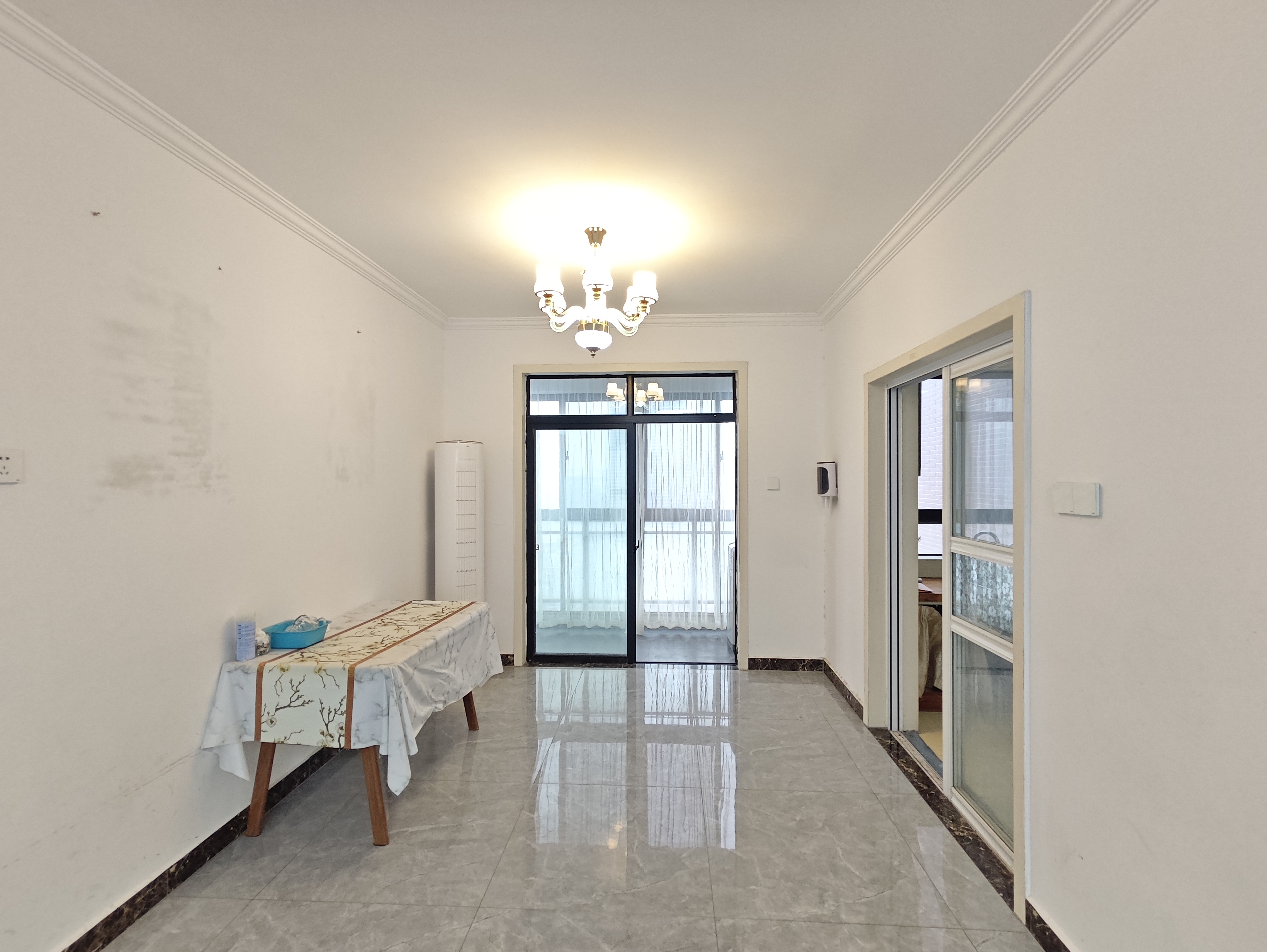 长大卧琥 3室2厅2卫 2700.0元/月 长大卧琥 3室2厅2卫 2700.0元/月室内图