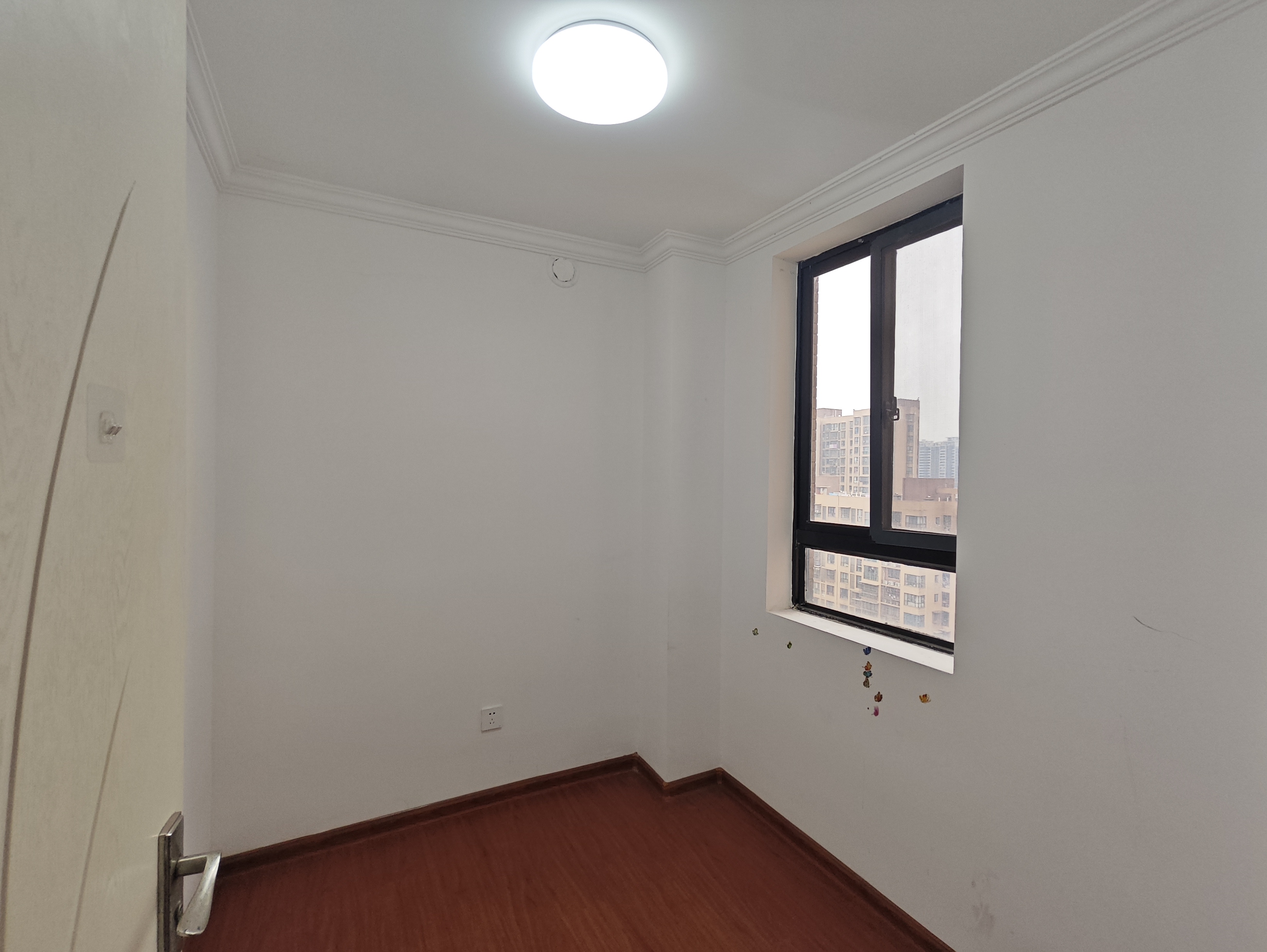 长大卧琥 3室2厅2卫 2700.0元/月 长大卧琥 3室2厅2卫 2700.0元/月室内图