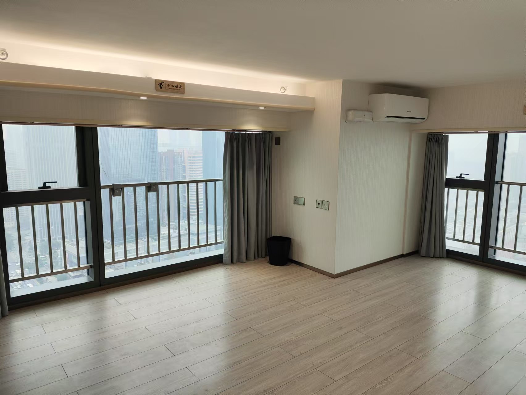 华远华时代 4室2厅2卫 5500.0元/月 华远华时代 4室2厅2卫 5500.0元/月室内图