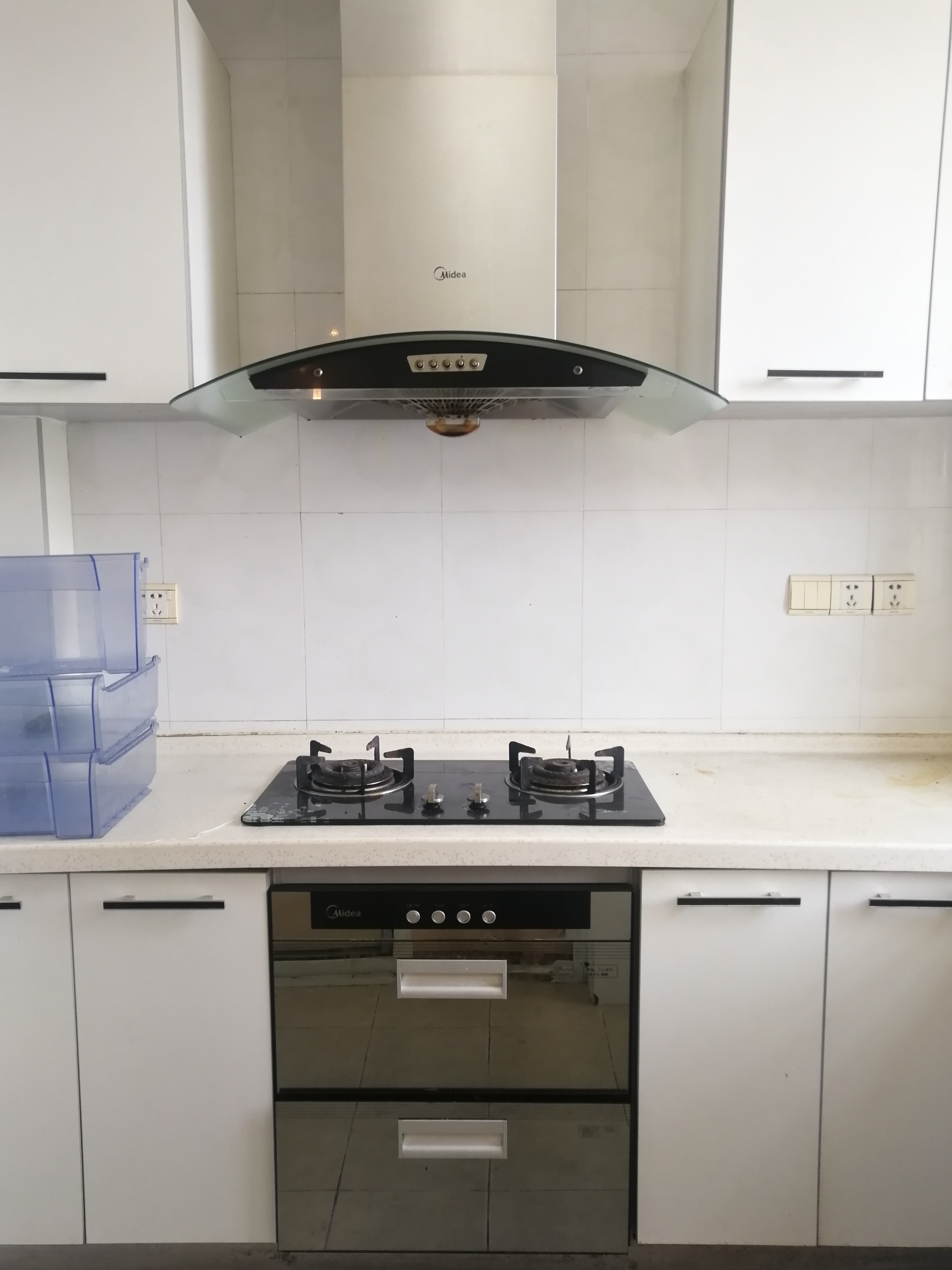 山水湾 2室2厅1卫 2000.0元/月 山水湾 2室2厅1卫 2000.0元/月室内图