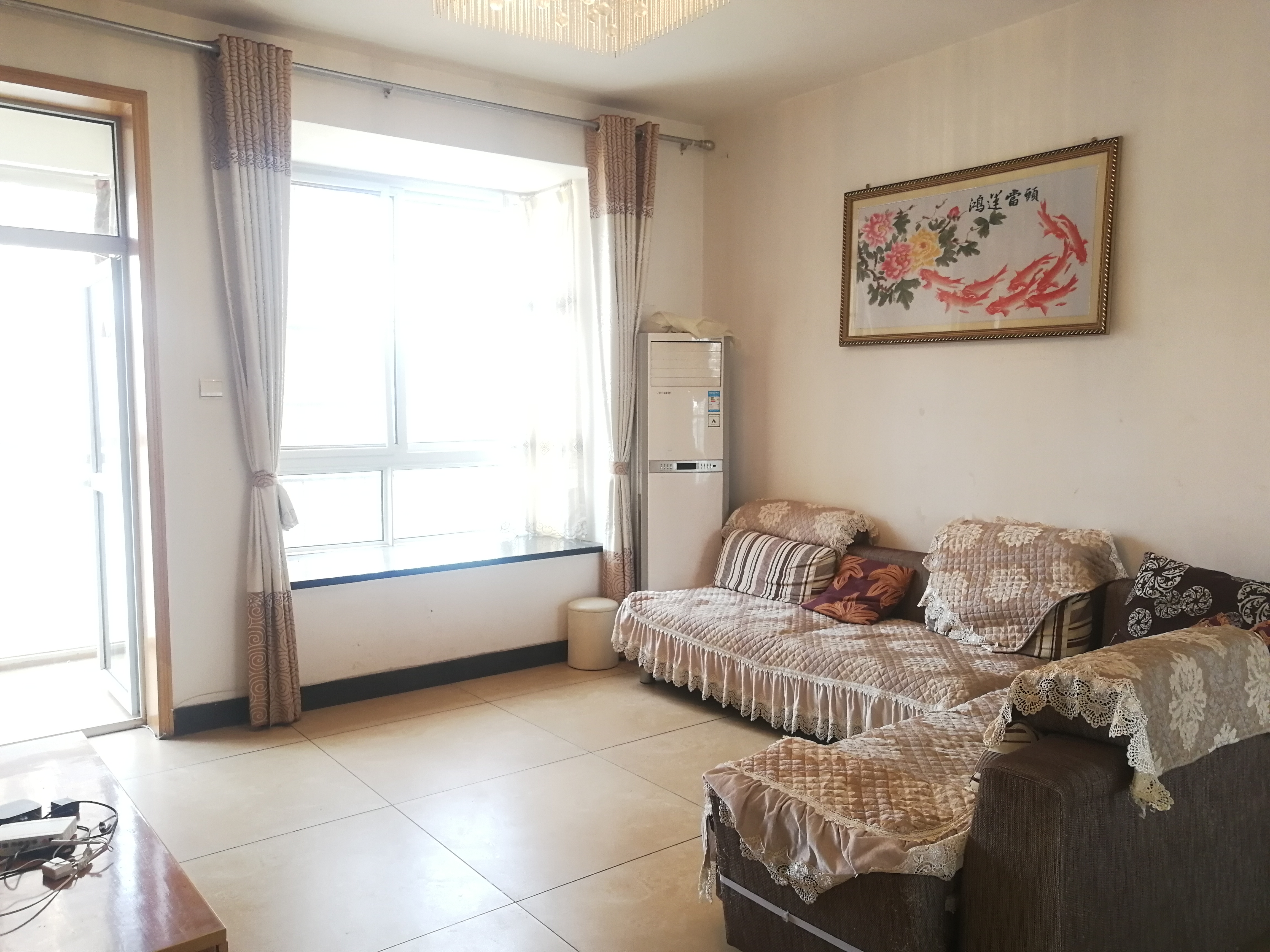 山水湾 2室2厅1卫 2000.0元/月 山水湾 2室2厅1卫 2000.0元/月室内图