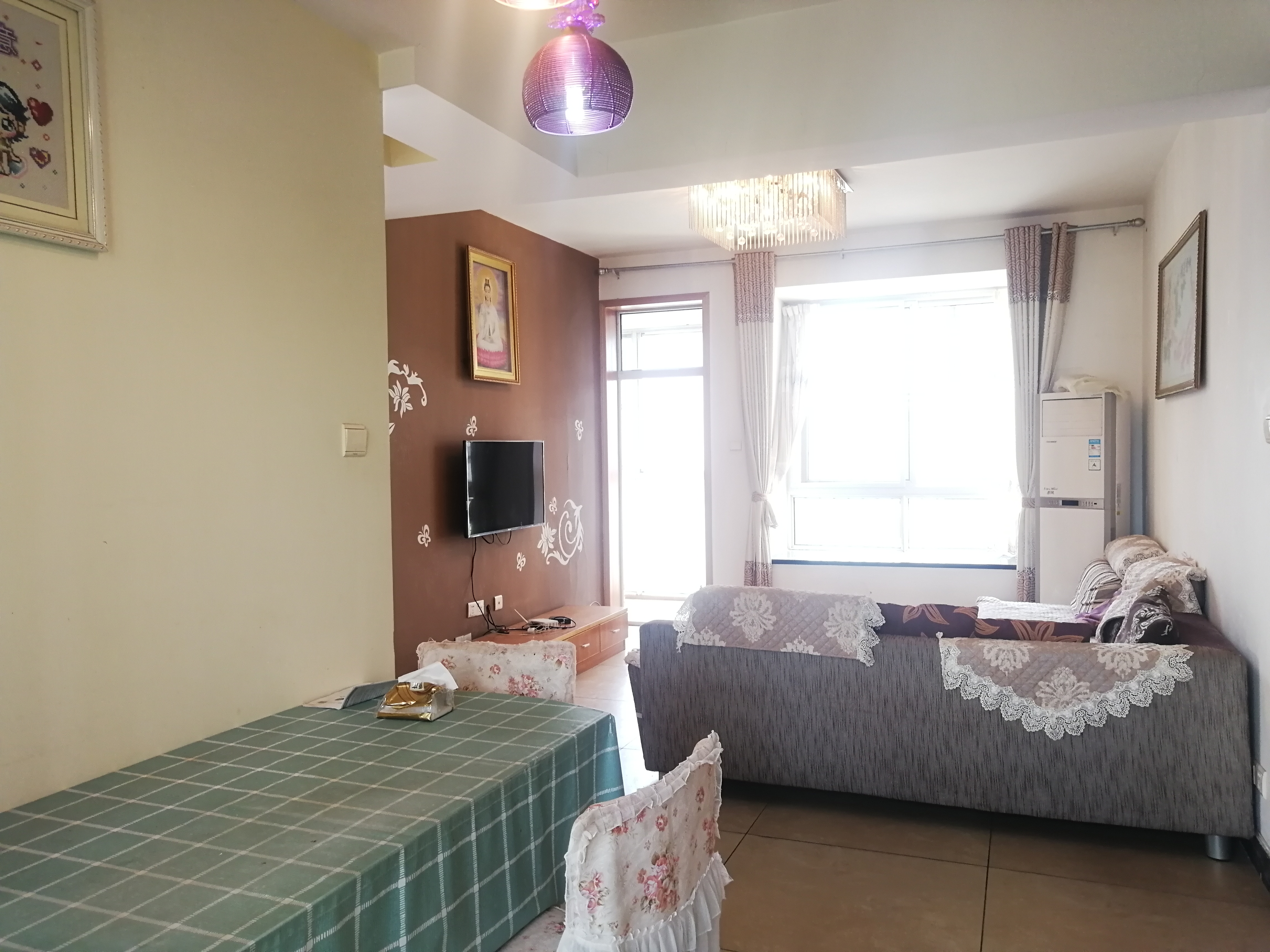 山水湾 2室2厅1卫 2000.0元/月 山水湾 2室2厅1卫 2000.0元/月室内图