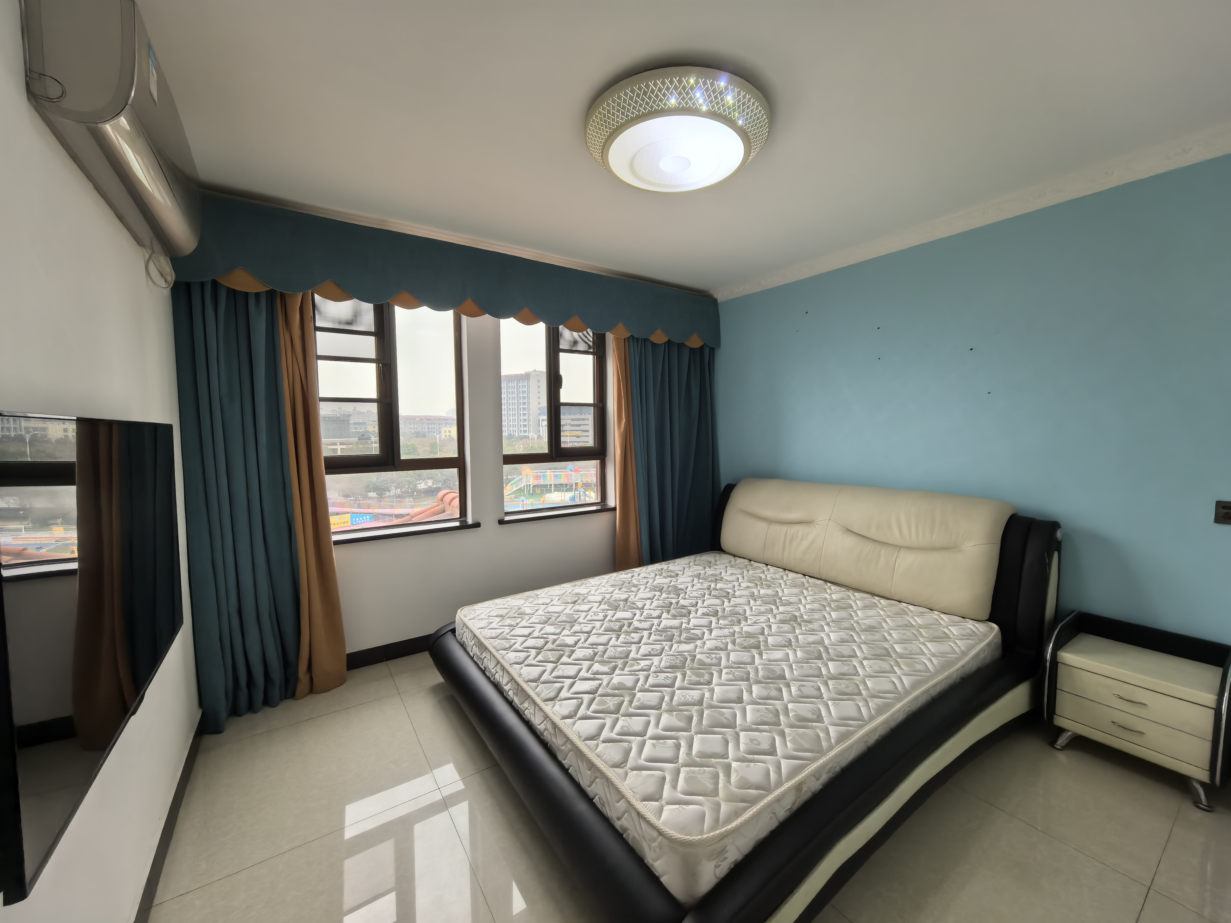 金水湾 4室2厅2卫 56.8万 金水湾 4室2厅2卫 56.8万室内图