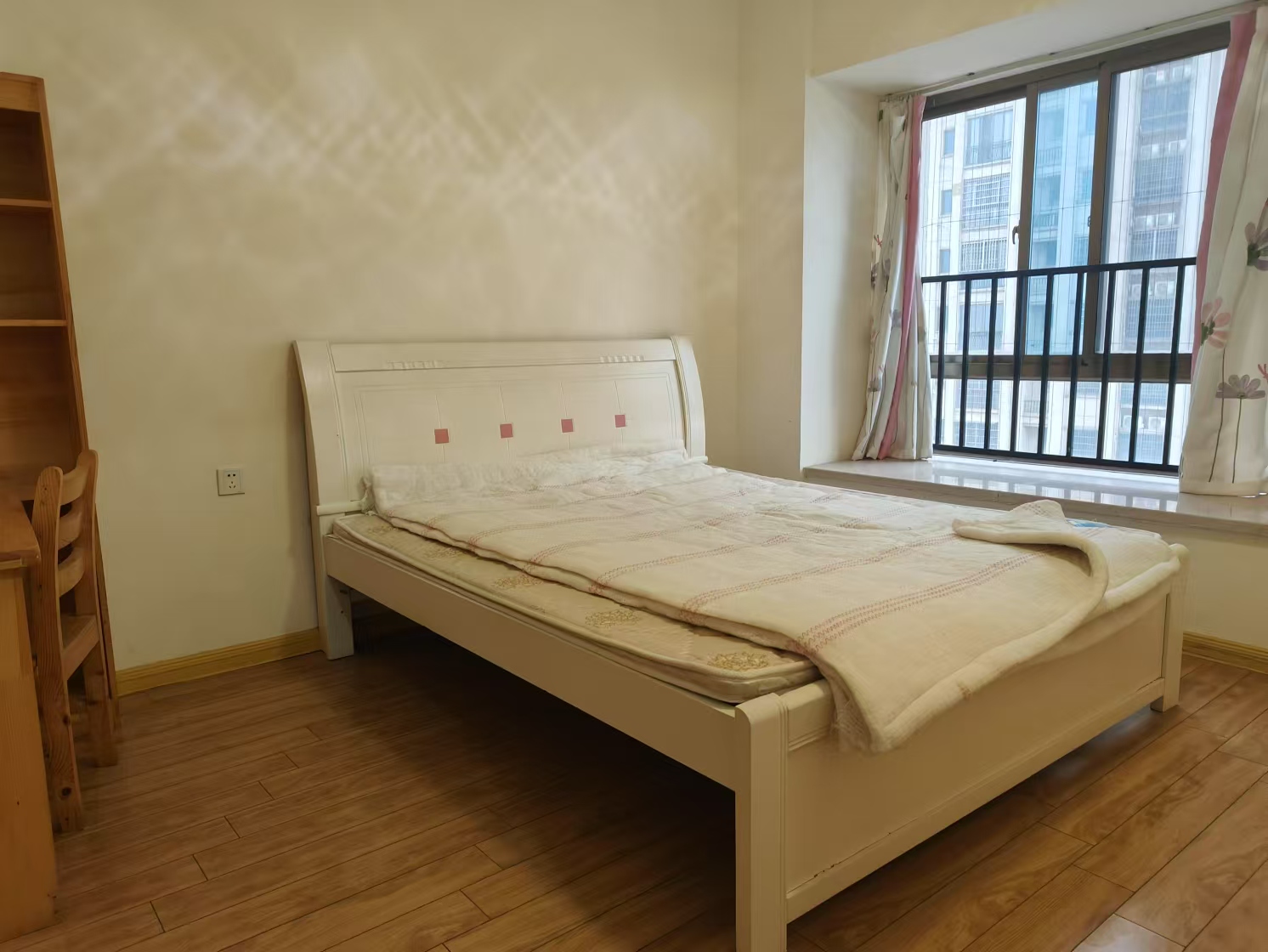 碧桂园 3室2厅1卫 1600.0元/月 碧桂园 3室2厅1卫 1600.0元/月室内图