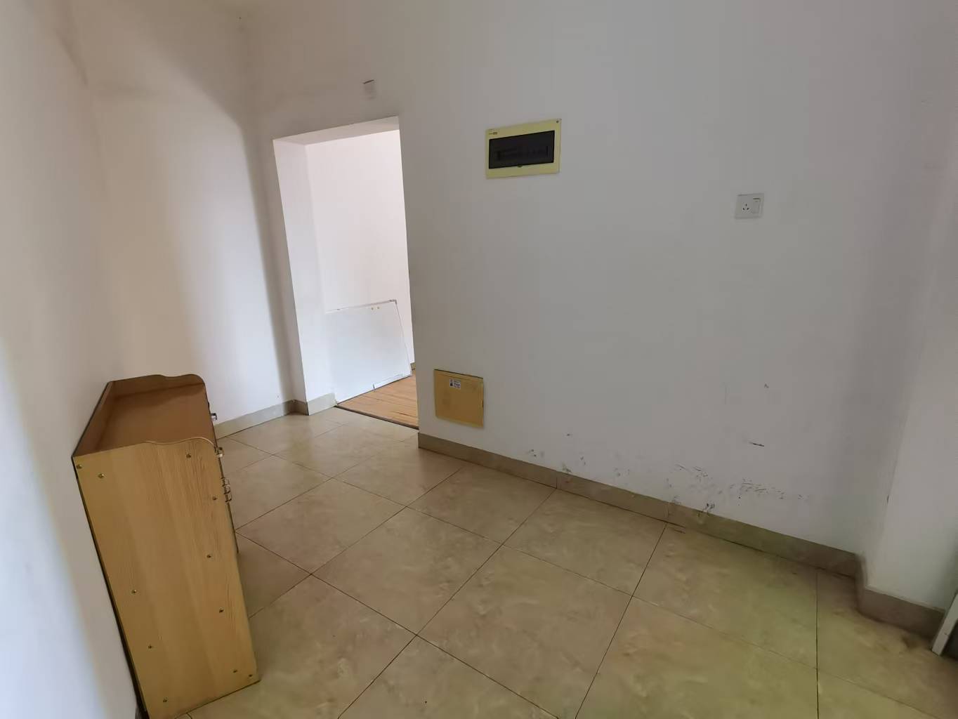 经世龙城 3室2厅2卫 1800.0元/月 经世龙城 3室2厅2卫 1800.0元/月室内图