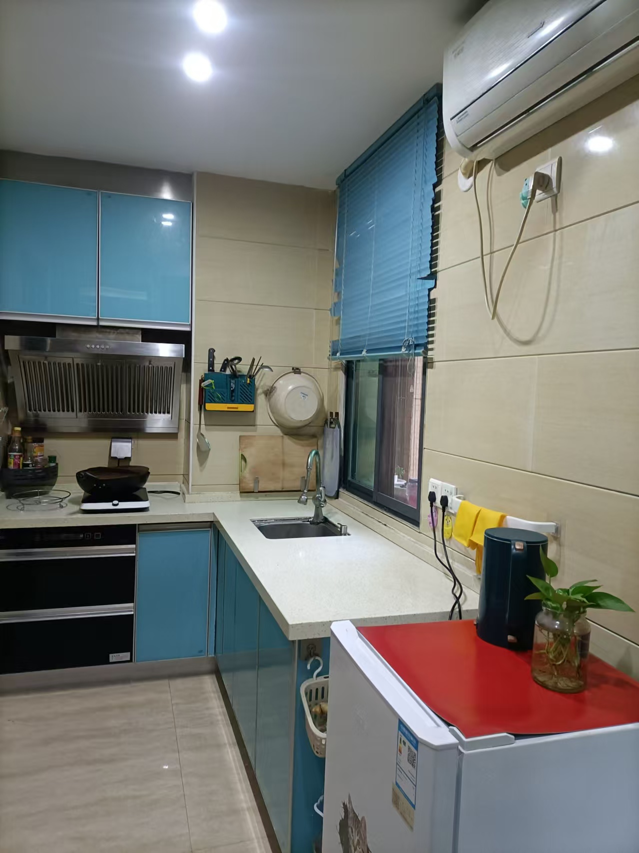 水映豪廷(一,二,三期) 1室0厅0卫 1300.0元/月 水映豪廷(一,二,三期) 1室0厅0卫 1300.0元/月室内图