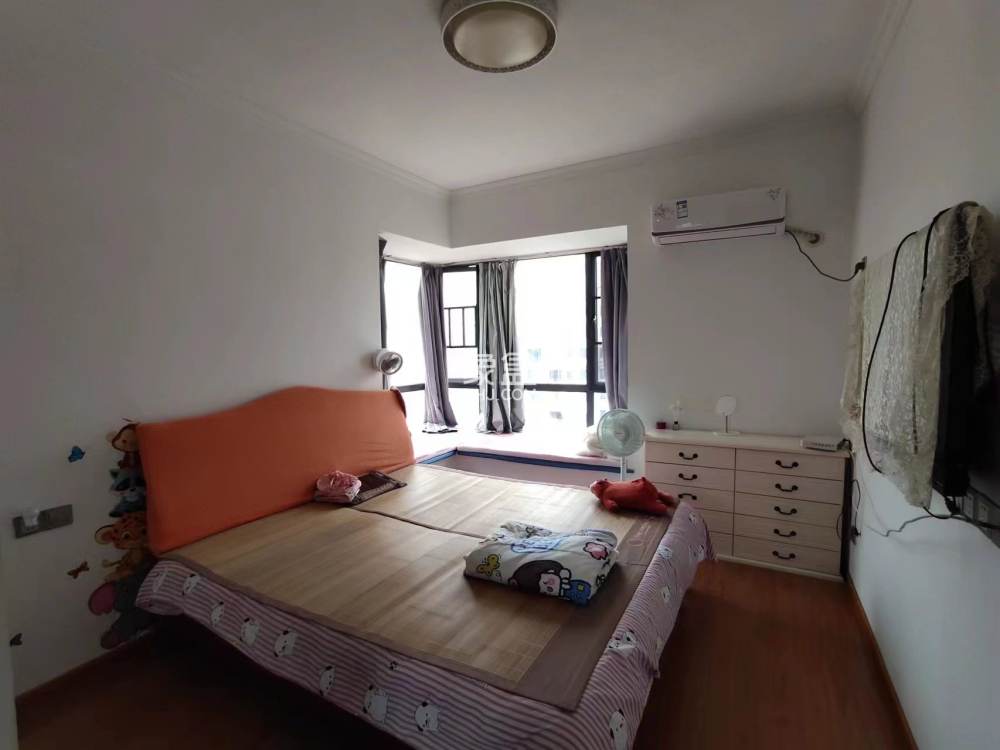 山水洲城华晨第一城 2室1厅1卫 1800.0元/月 山水洲城华晨第一城 2室1厅1卫 1800.0元/月室内图