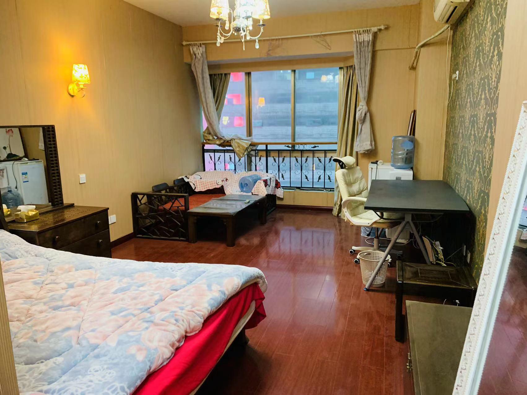 和府 1室1厅1卫 1600.0元/月 和府 1室1厅1卫 1600.0元/月室内图