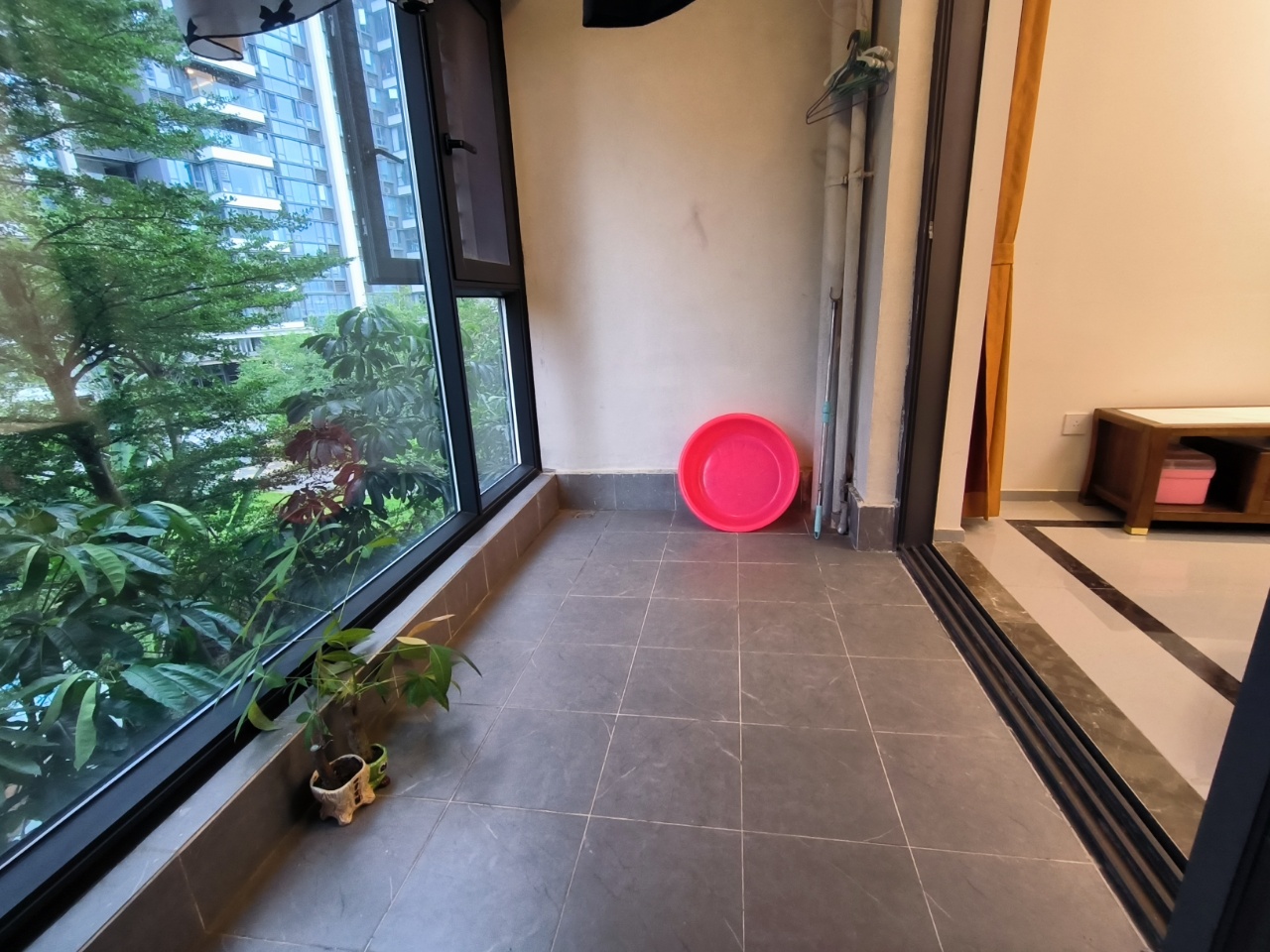 华侨城曦海岸1期  3室2厅2卫    148.0万 华侨城曦海岸1期  3室2厅2卫    148.0万室内图