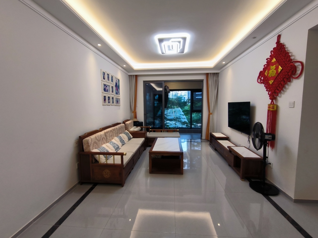 华侨城曦海岸1期  3室2厅2卫    148.0万 华侨城曦海岸1期  3室2厅2卫    148.0万室内图