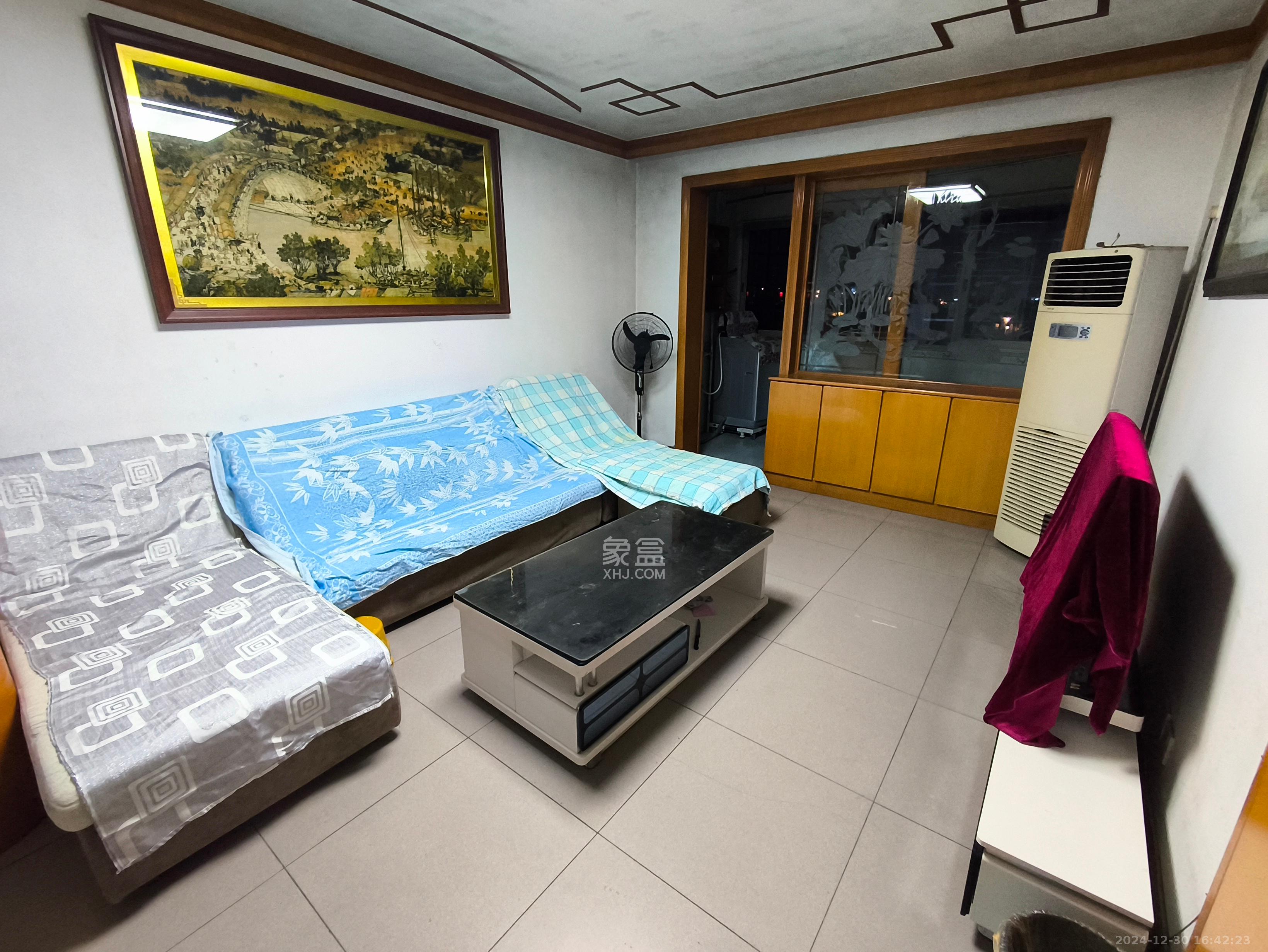 蒋家垅社区 3室2厅2卫 1800.0元/月 蒋家垅社区 3室2厅2卫 1800.0元/月室内图