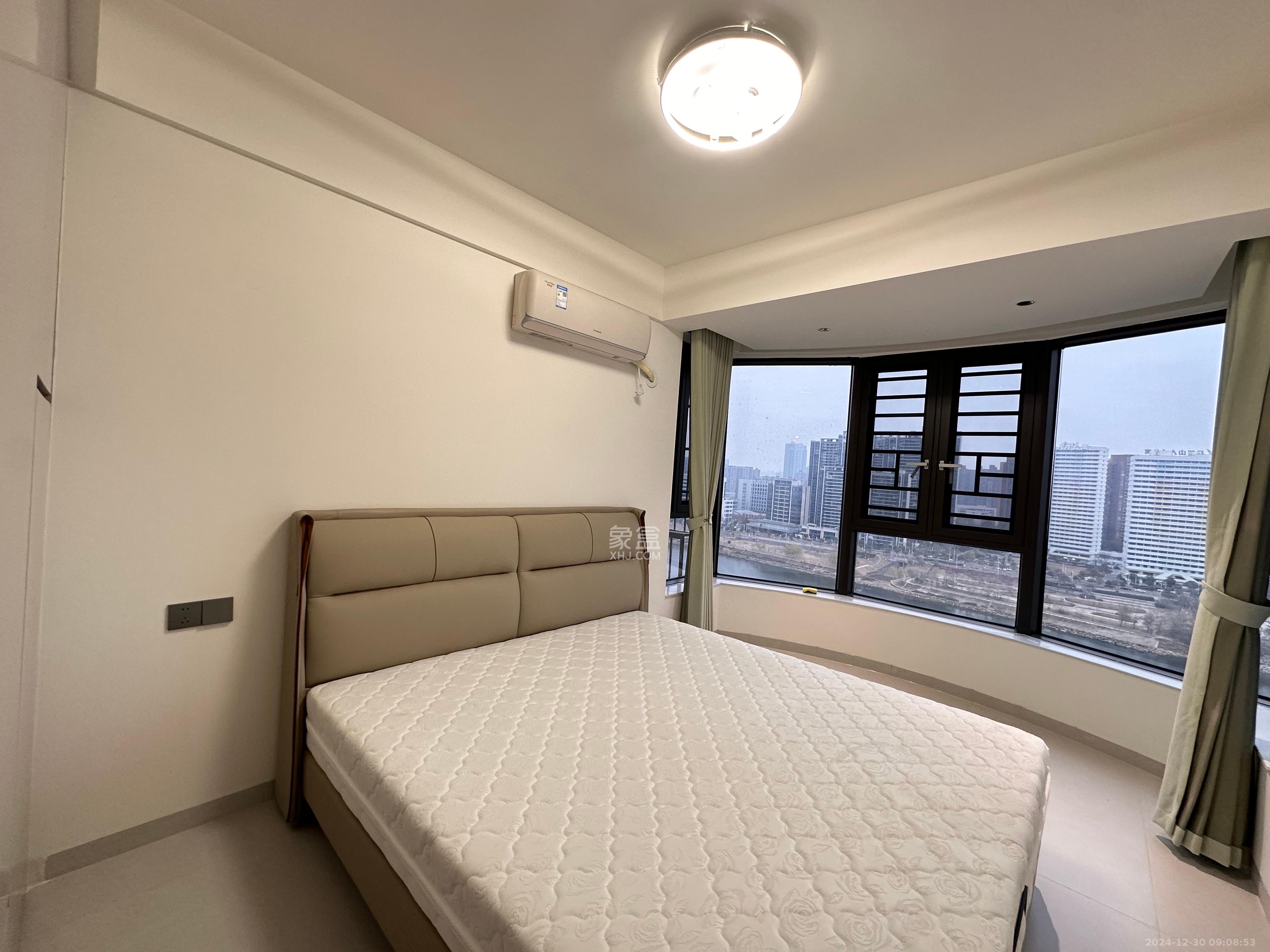 嘉雨东苑  4室2厅2卫   8000.00元/月室内图
