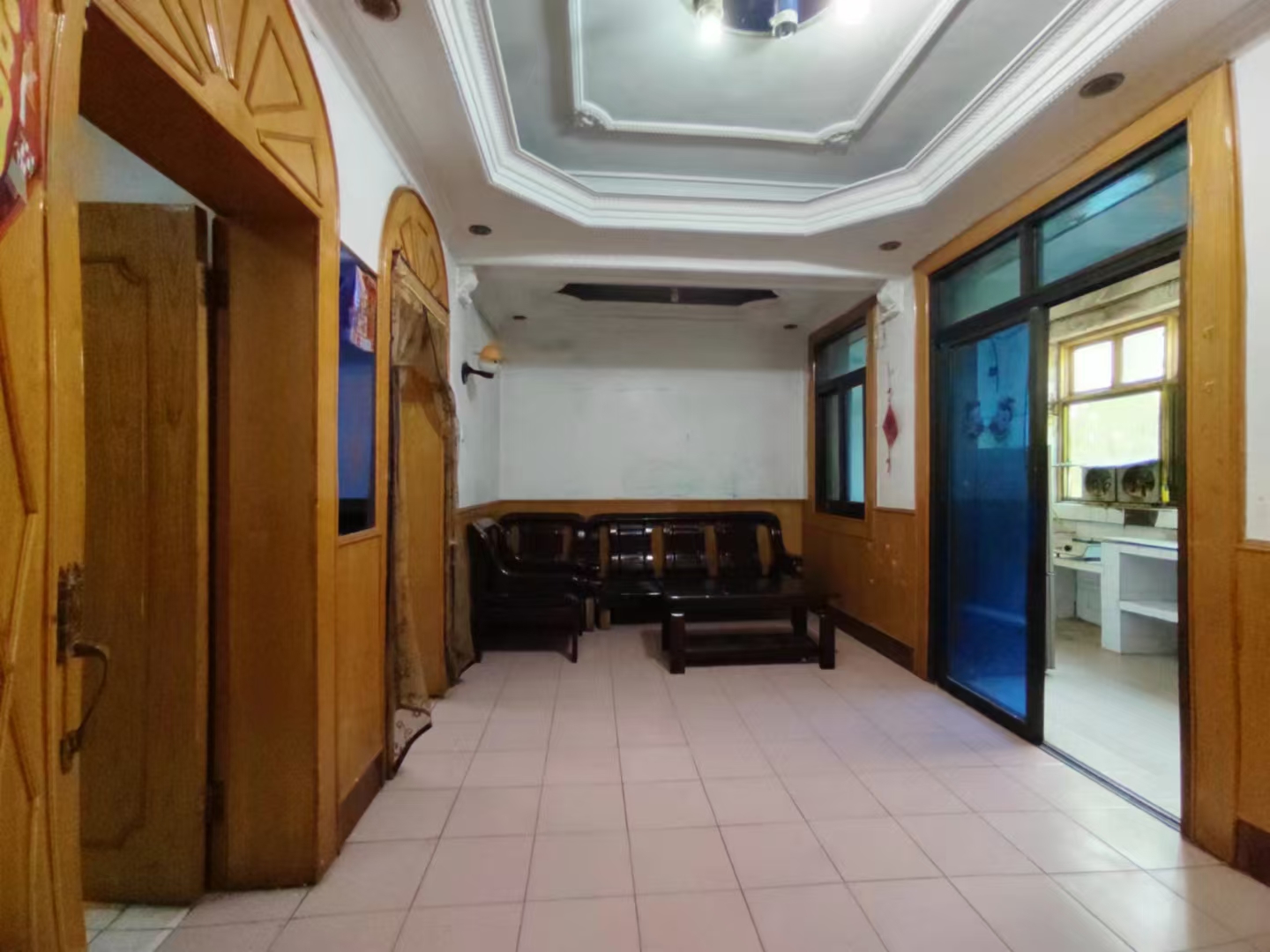 娄底市公路局家属楼  1室0厅0卫    550.0元/月