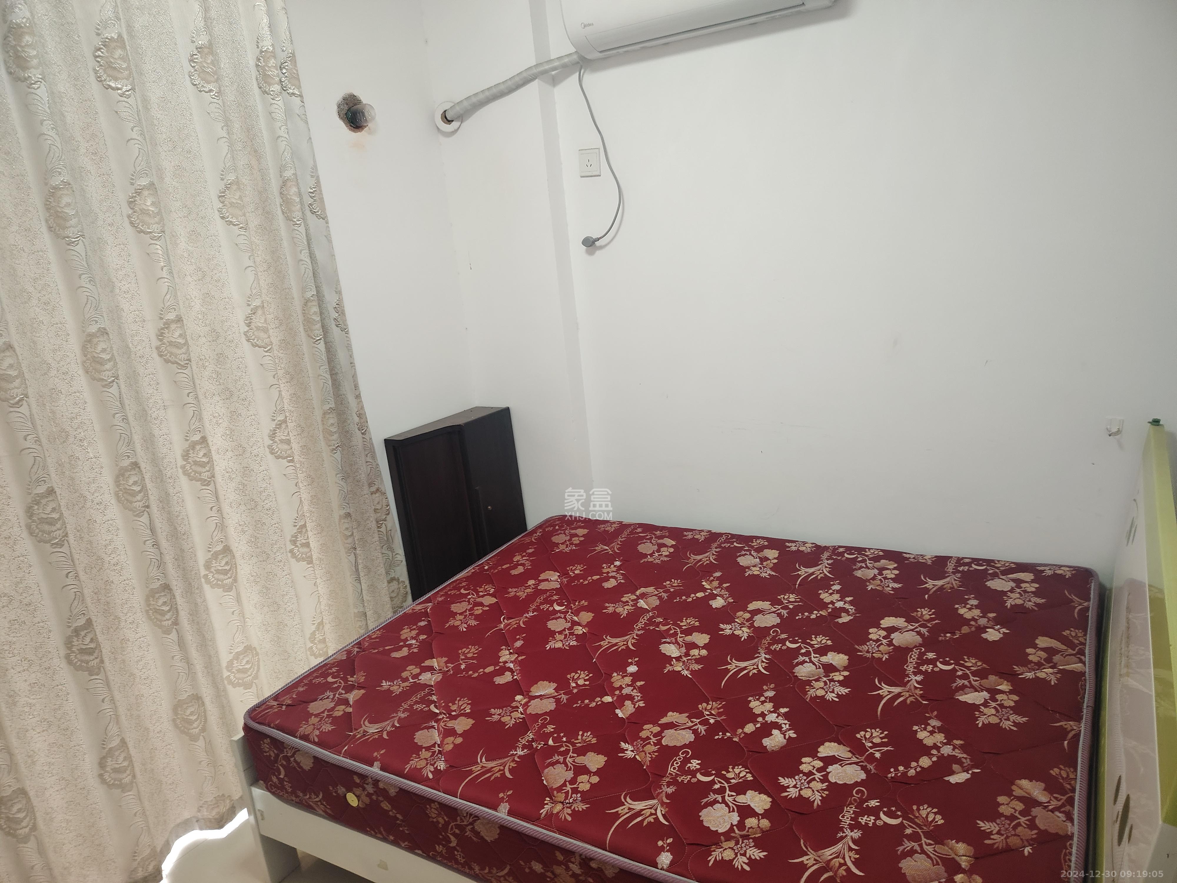 长沙玫瑰园 3室2厅2卫 2000.0元/月 长沙玫瑰园 3室2厅2卫 2000.0元/月室内图