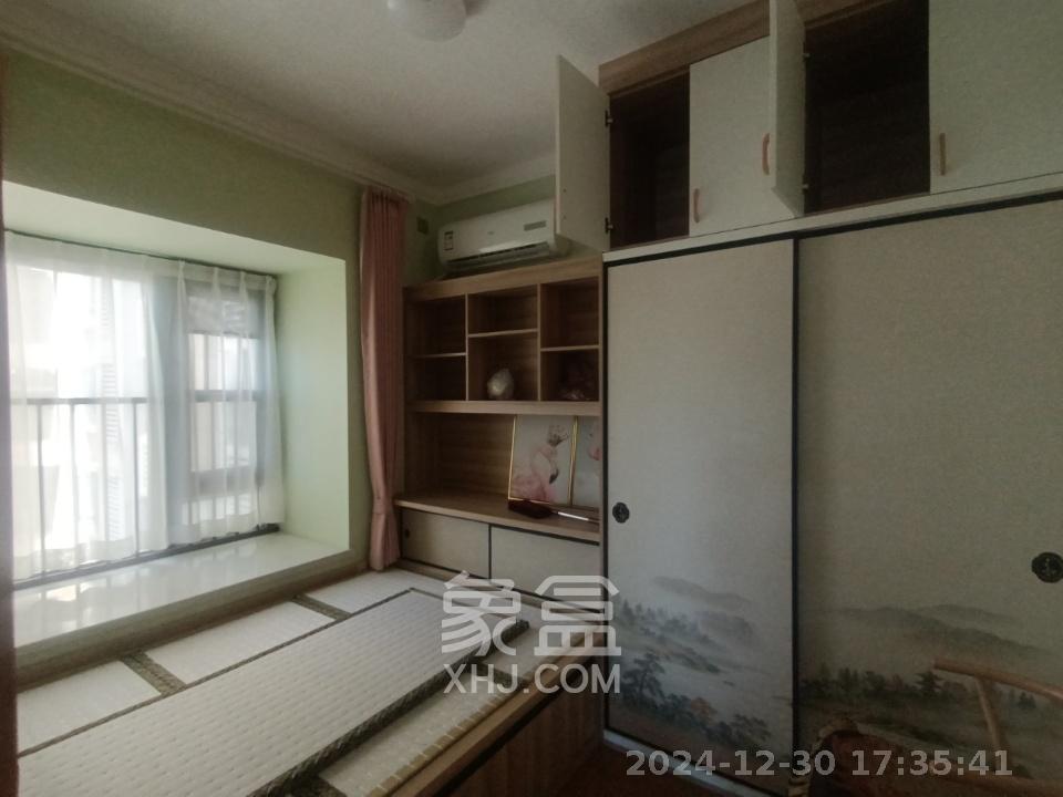 阳光城尚东湾蓝莓苑  3室2厅2卫   2600.00元/月室内图