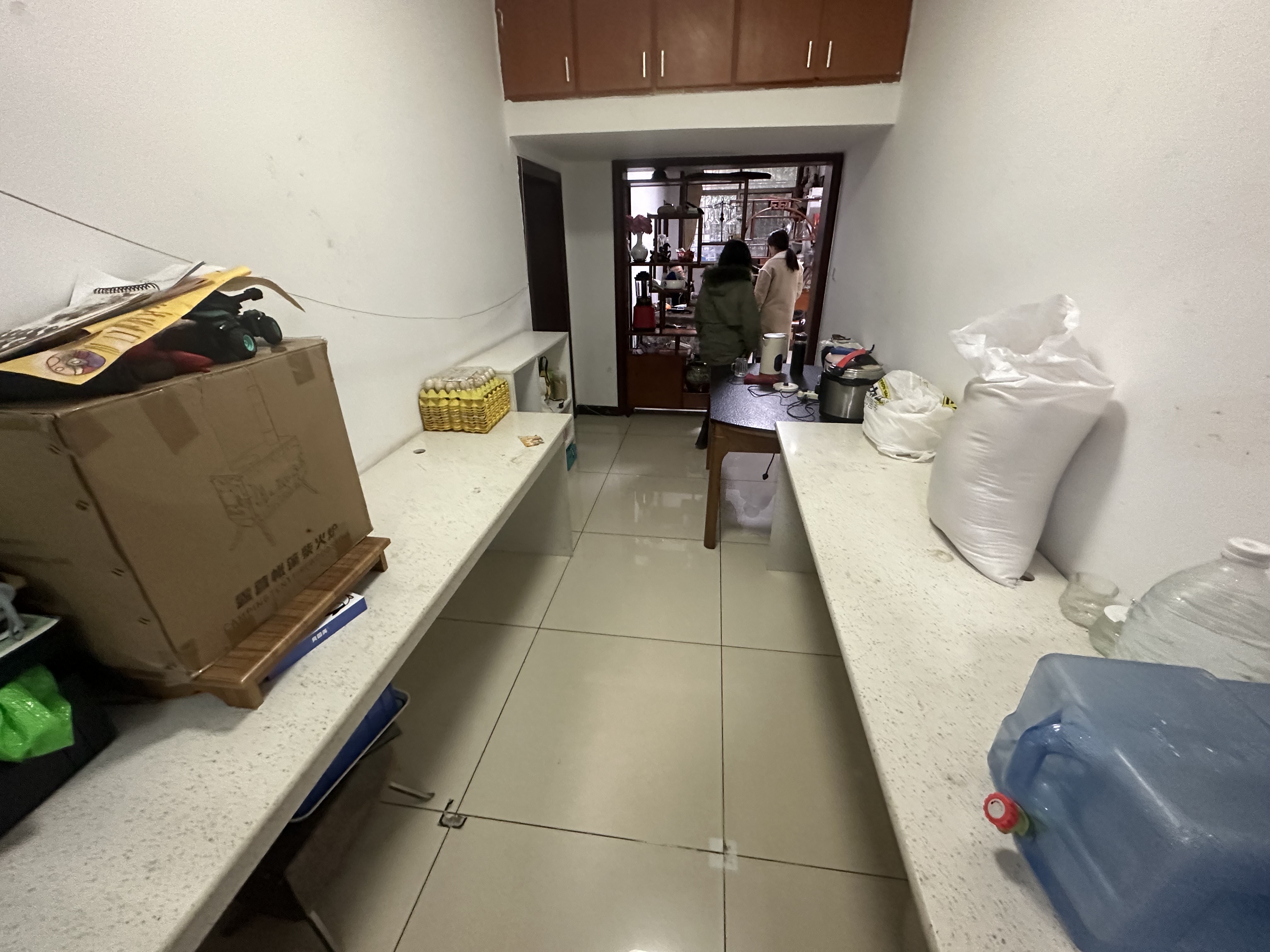 涟邵矿物局家属楼 2室1厅1卫 40.8万 涟邵矿物局家属楼 2室1厅1卫 40.8万客厅