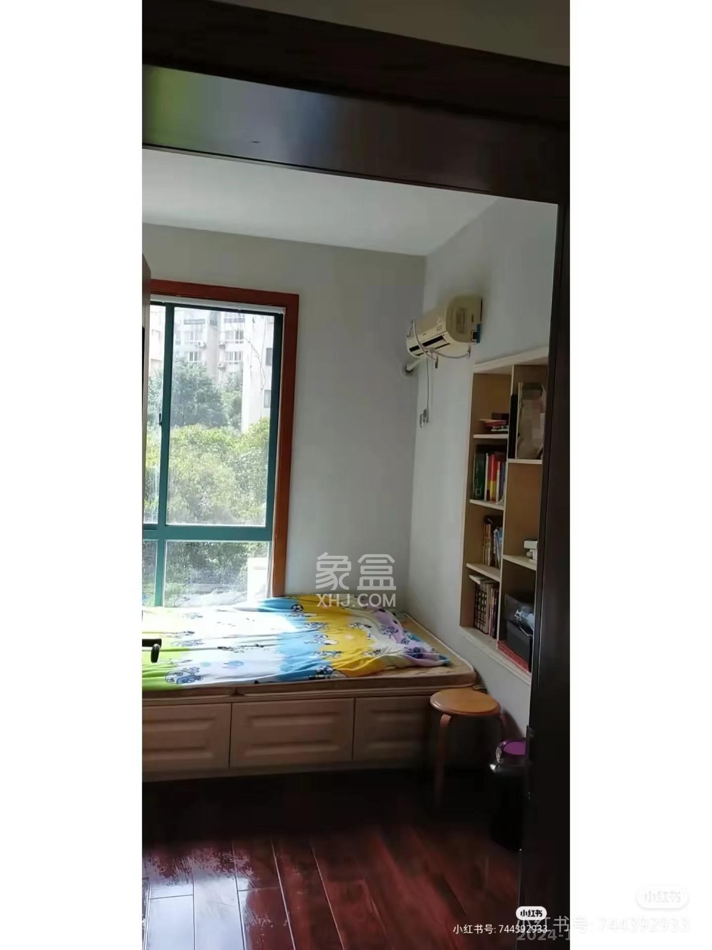 圣爵菲斯  3室2厅2卫   2800.00元/月室内图