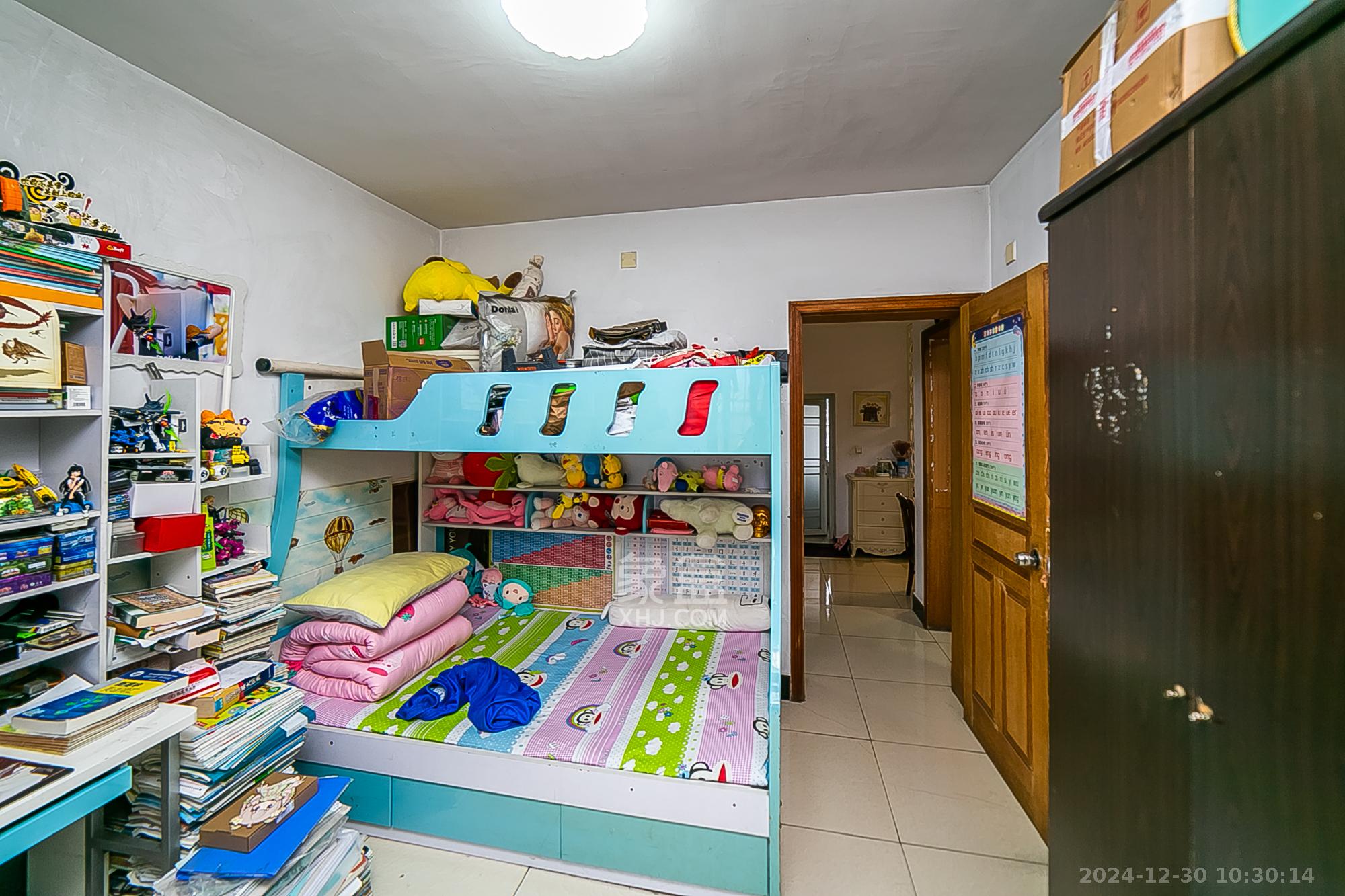 鑫园 3室2厅1卫 1600.0元/月 鑫园 3室2厅1卫 1600.0元/月室内图