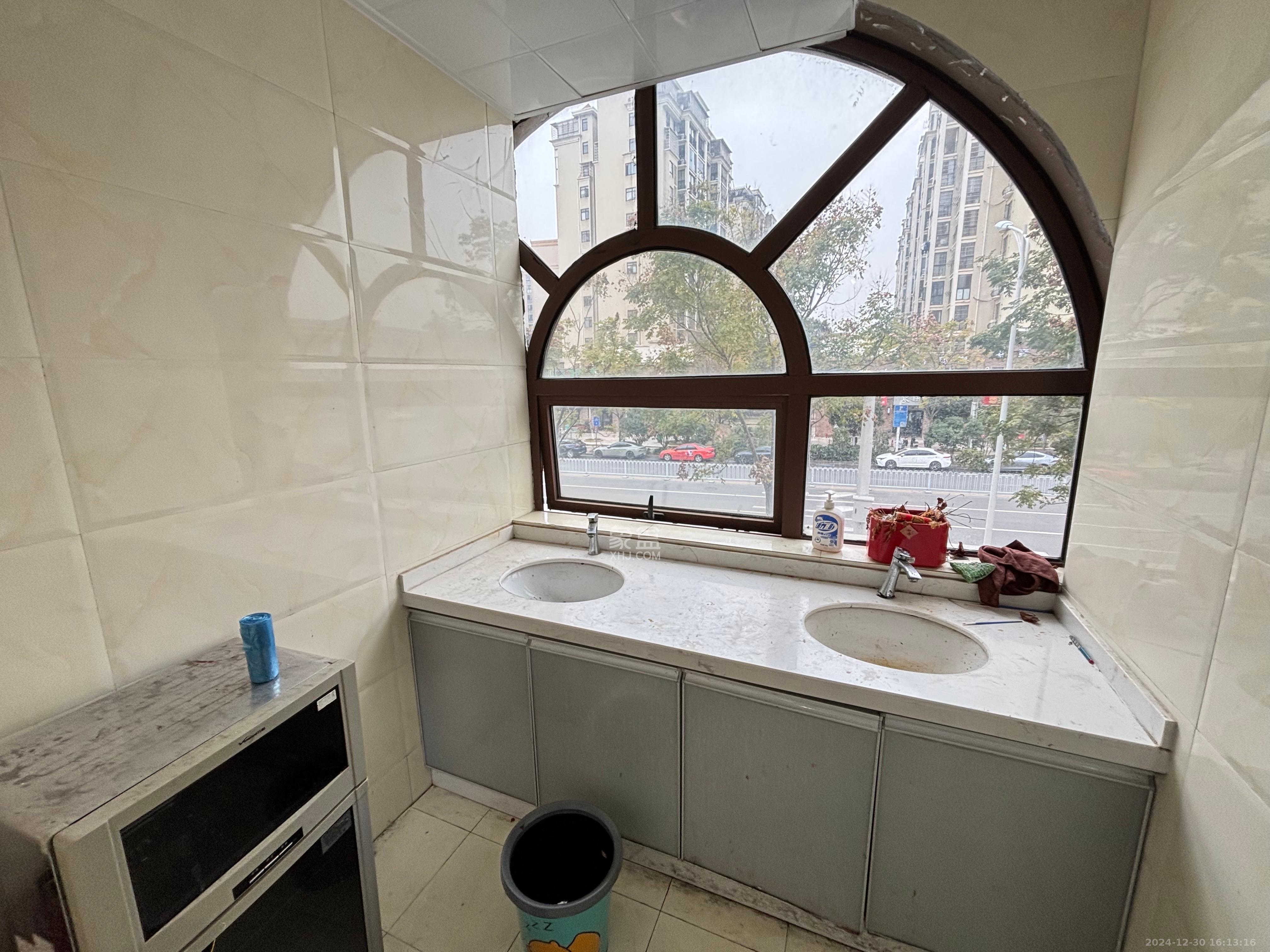 金房奥斯卡   195.0㎡      8500.0元/月室内图