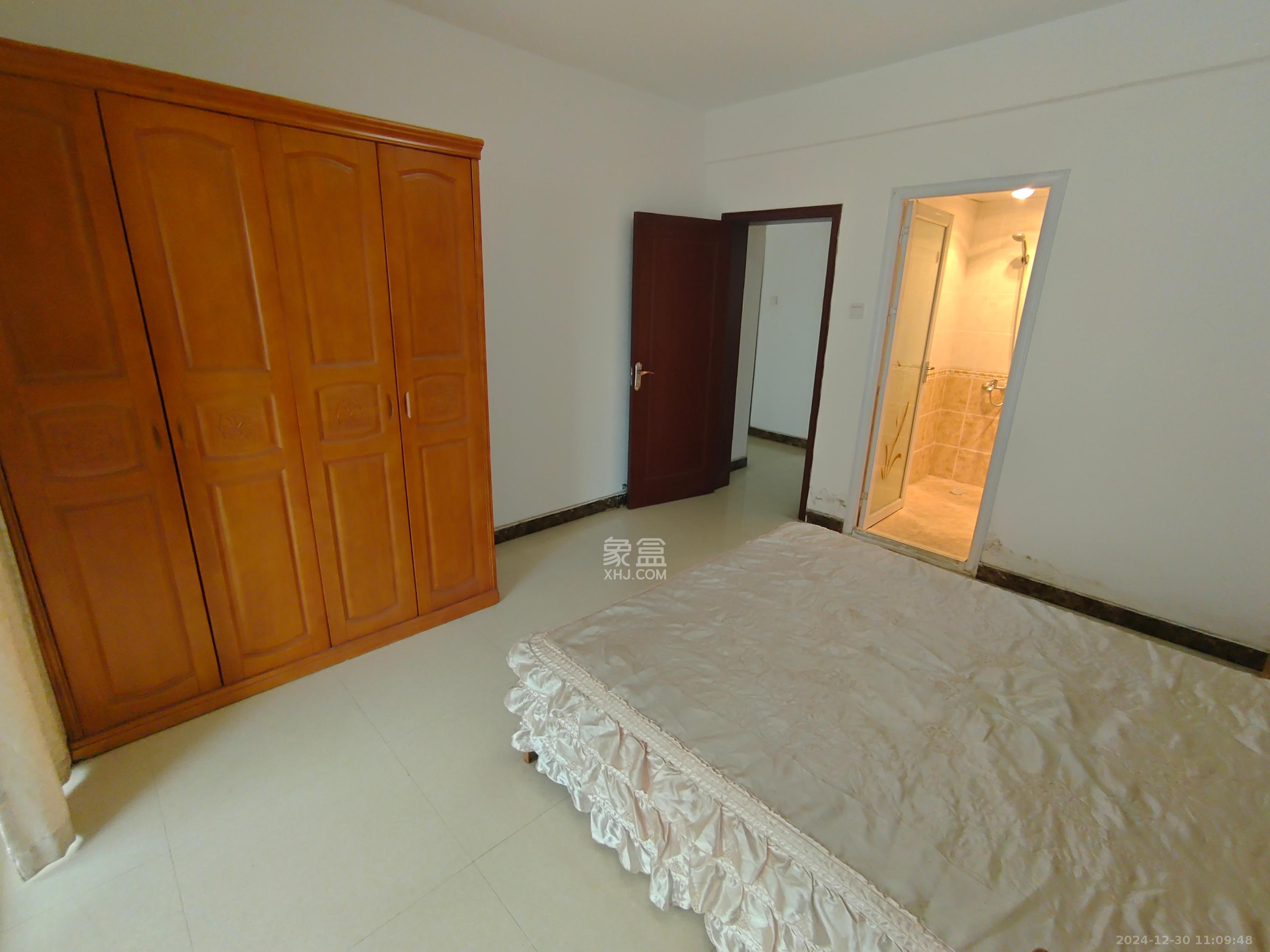 北京御园一二期(国泰嘉园) 1室2厅2卫 2300.0元/月 北京御园一二期(国泰嘉园) 1室2厅2卫 2300.0元/月室内图