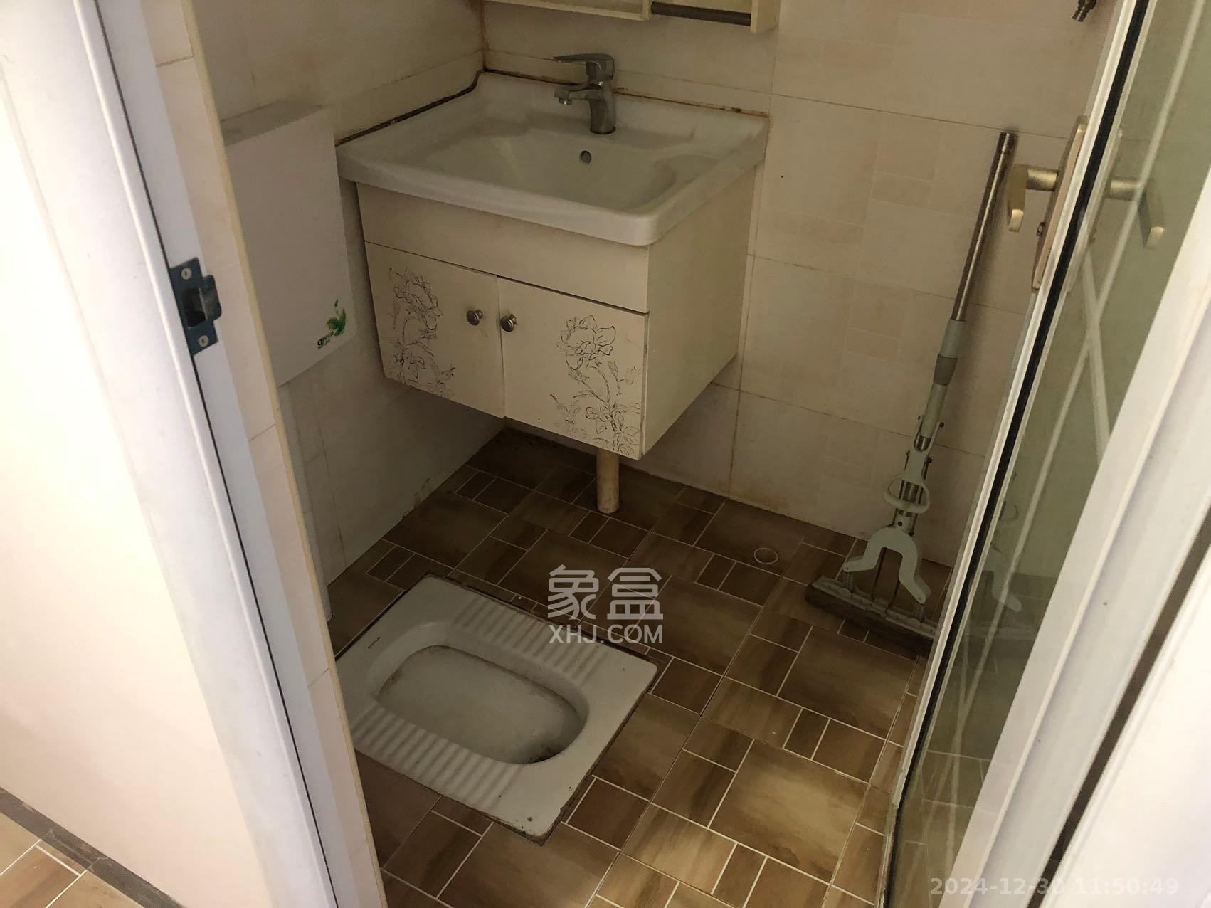 叠彩兰亭 1室1厅1卫 1100.0元/月 叠彩兰亭 1室1厅1卫 1100.0元/月室内图