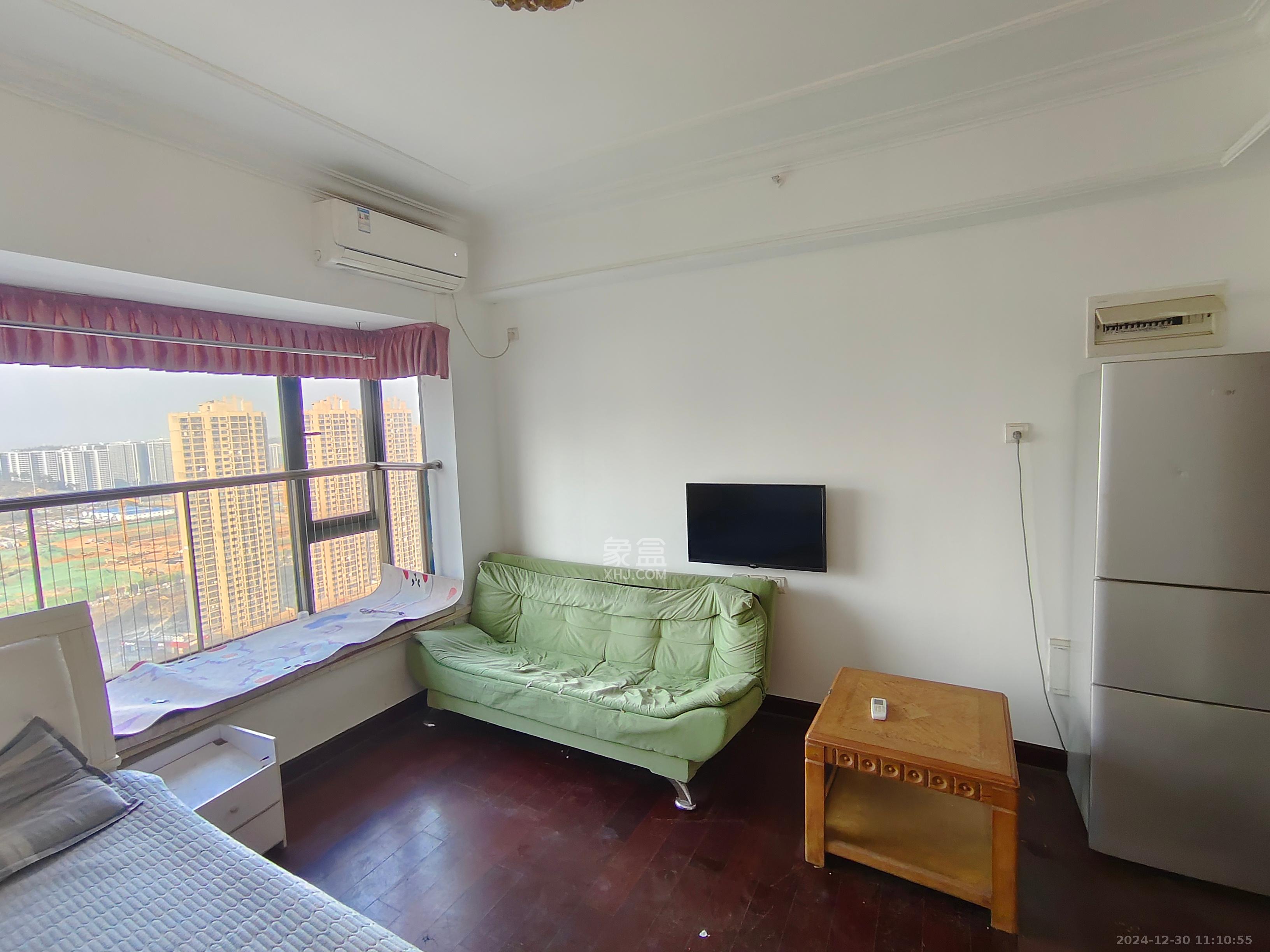 恒大华府 0室0厅1卫 1200.0元/月 恒大华府 0室0厅1卫 1200.0元/月室内图