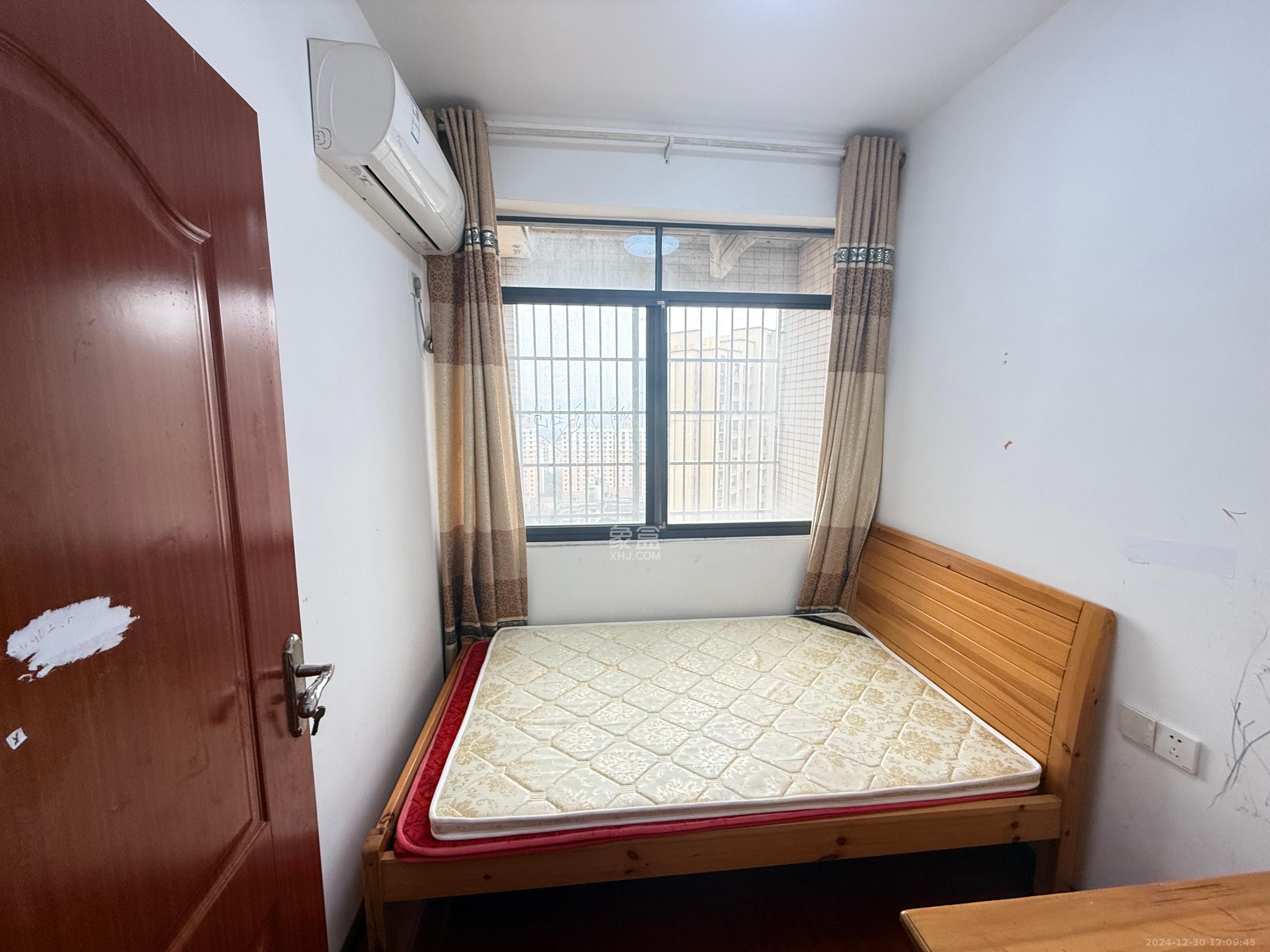 鸿基橄榄君庭  3室2厅1卫   2600.00元/月室内图