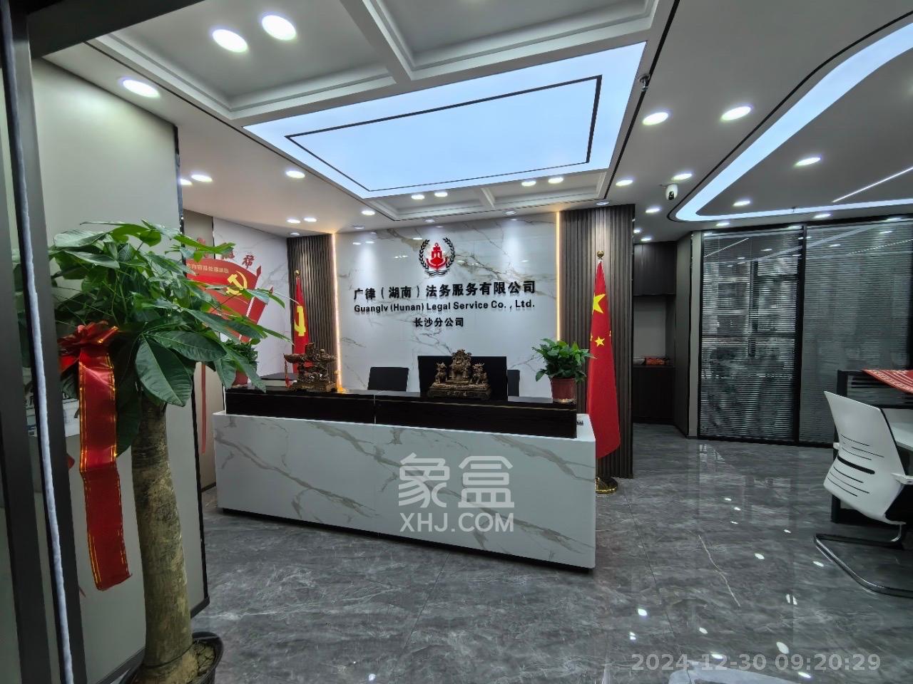 中天广场  1室1厅1卫    10800.0元/月室内图