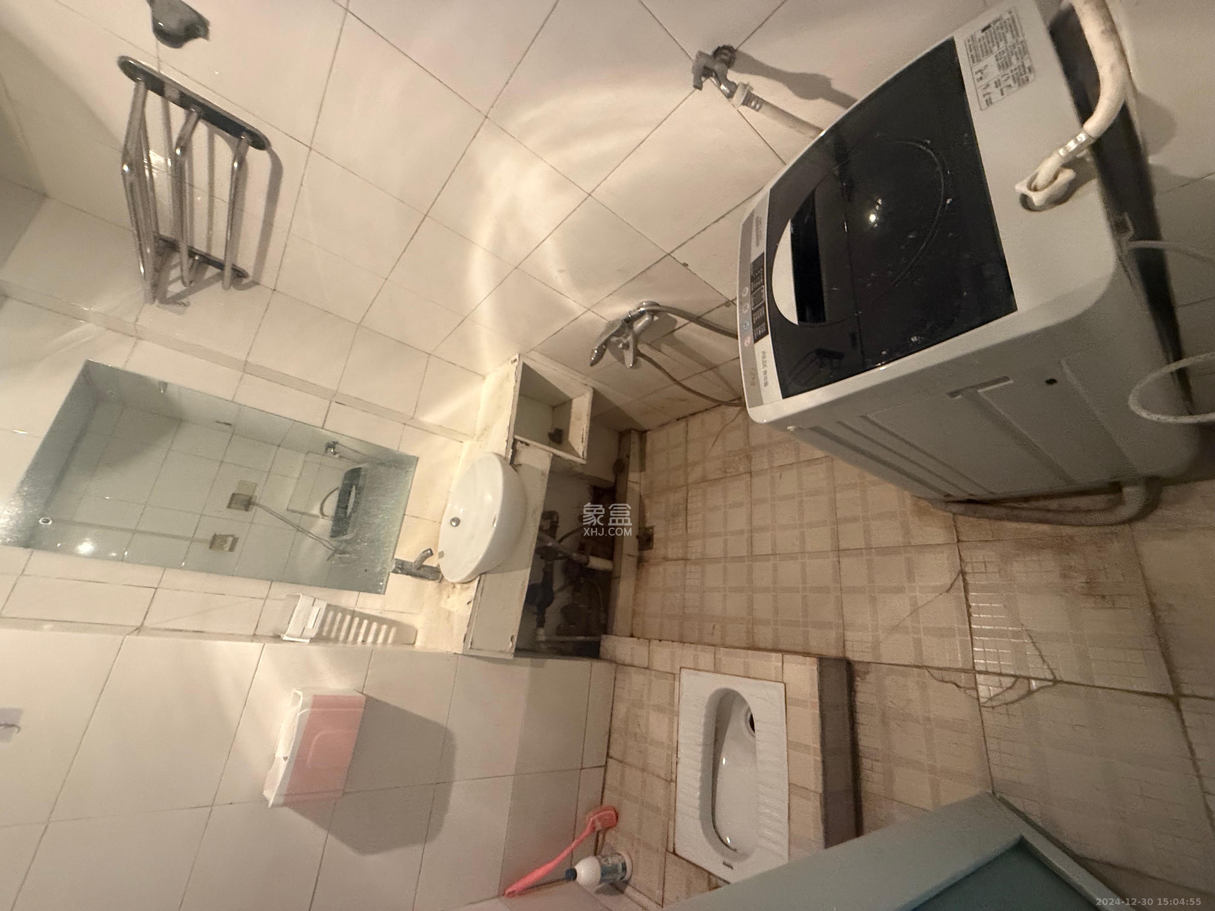 2076至高点 1室1厅1卫 1200.0元/月 2076至高点 1室1厅1卫 1200.0元/月室内图