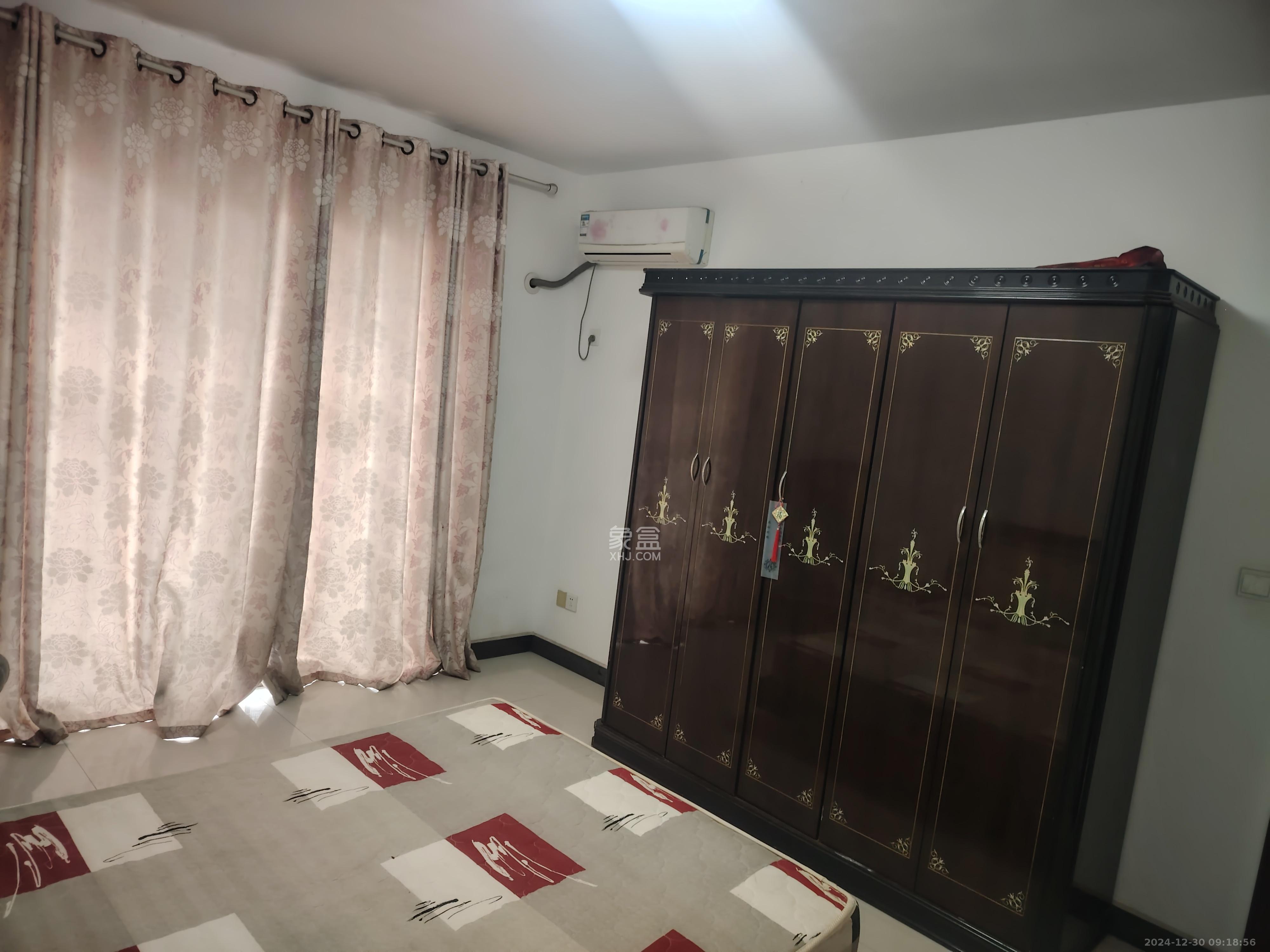 长沙玫瑰园 3室2厅2卫 2000.0元/月 长沙玫瑰园 3室2厅2卫 2000.0元/月室内图