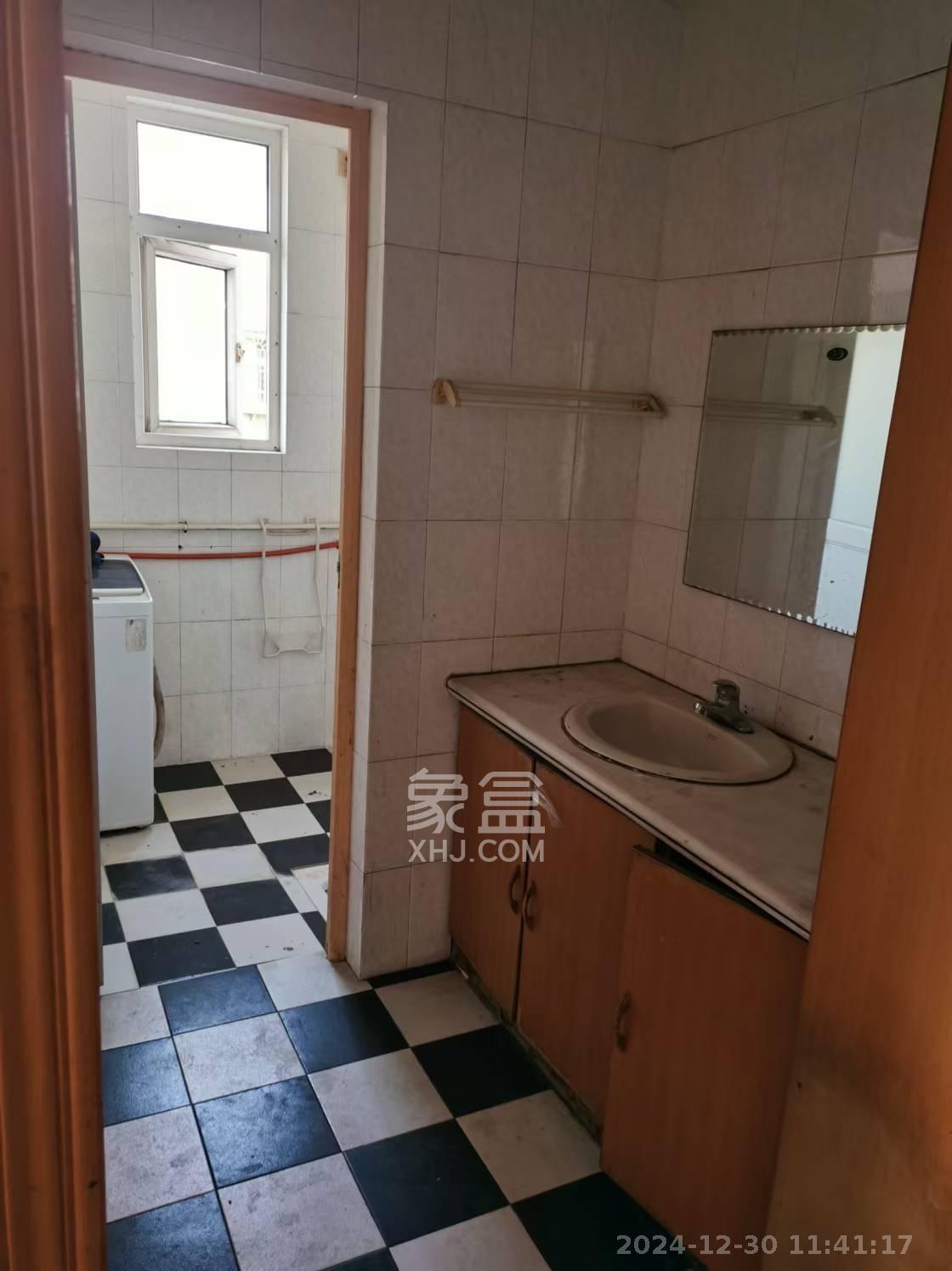 新桥小区 2室2厅1卫 1200.0元/月 新桥小区 2室2厅1卫 1200.0元/月室内图