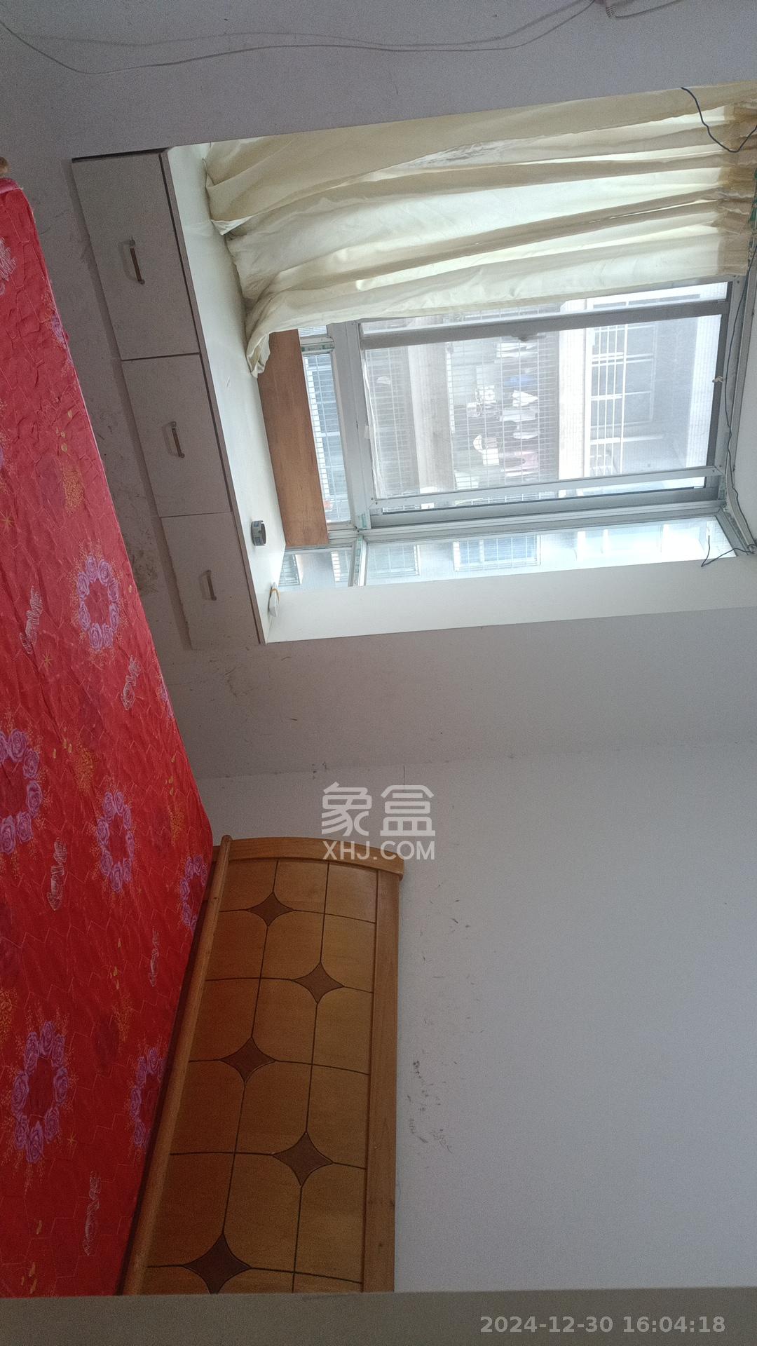 锑都家园 1室2厅1卫 1300.0元/月 锑都家园 1室2厅1卫 1300.0元/月室内图