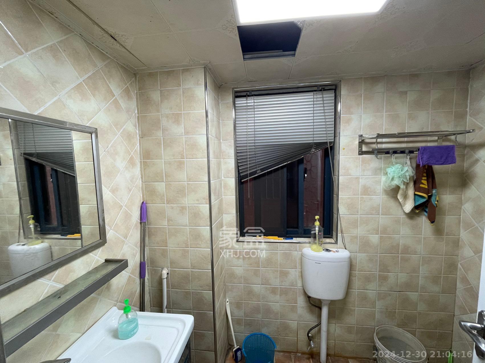 恒生碧水龙庭 3室2厅1卫 2000.0元/月 恒生碧水龙庭 3室2厅1卫 2000.0元/月室内图