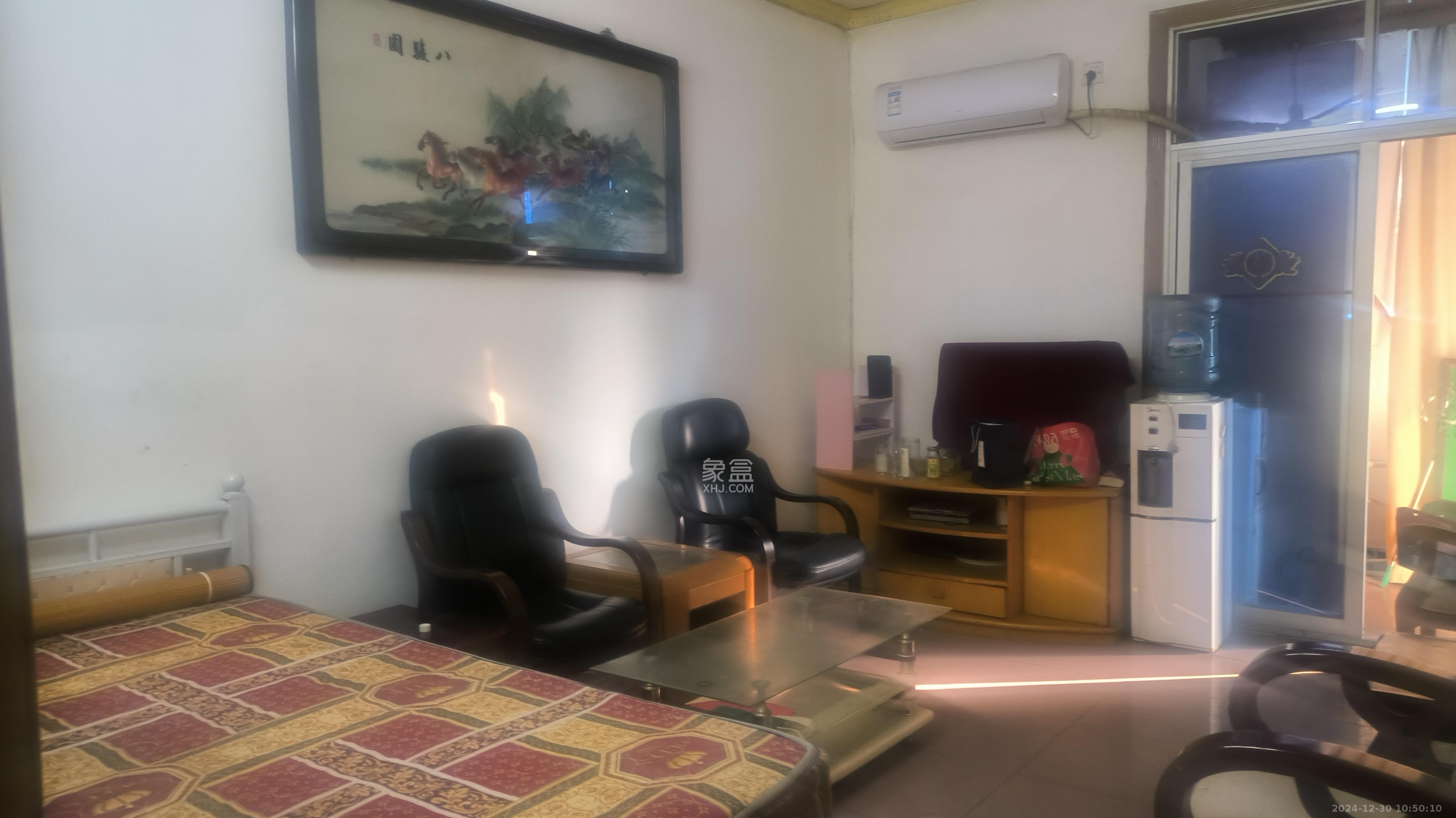 荣安宿舍 2室1厅1卫 1200.0元/月 荣安宿舍 2室1厅1卫 1200.0元/月室内图