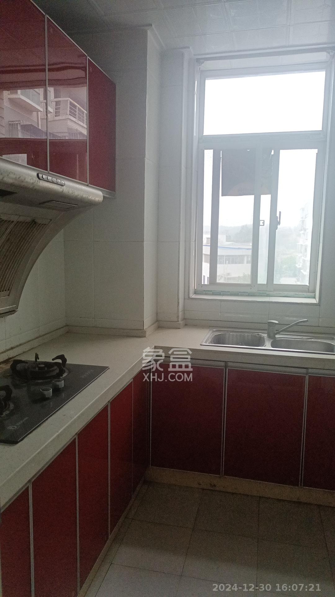 锑都家园 1室2厅1卫 1300.0元/月 锑都家园 1室2厅1卫 1300.0元/月室内图