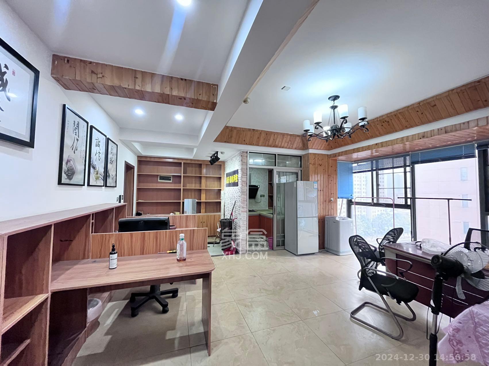 中欣楚天雅郡 1室1厅1卫 1500.0元/月 中欣楚天雅郡 1室1厅1卫 1500.0元/月室内图