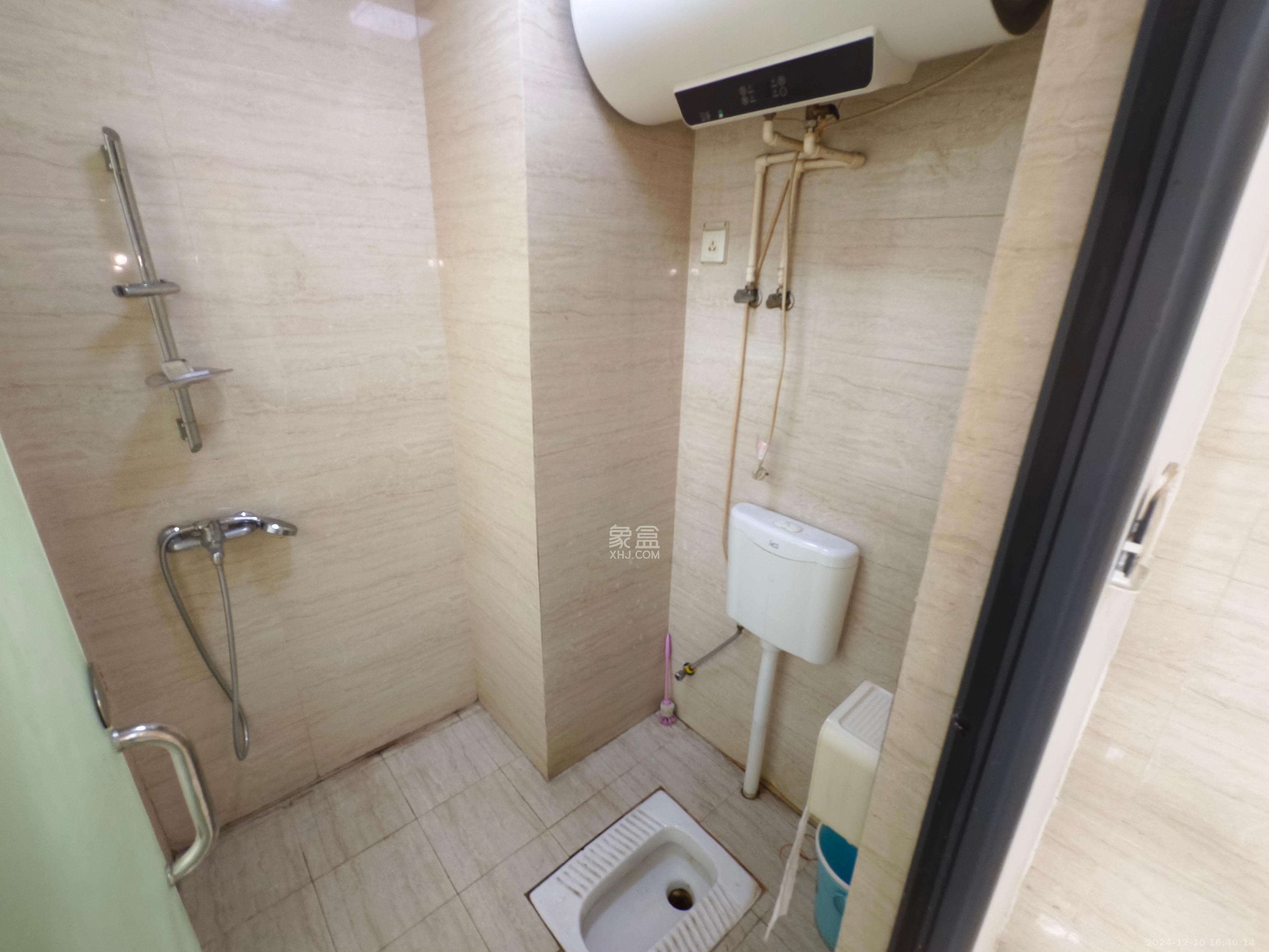 融科东南海  1室1厅1卫   2300.00元/月室内图