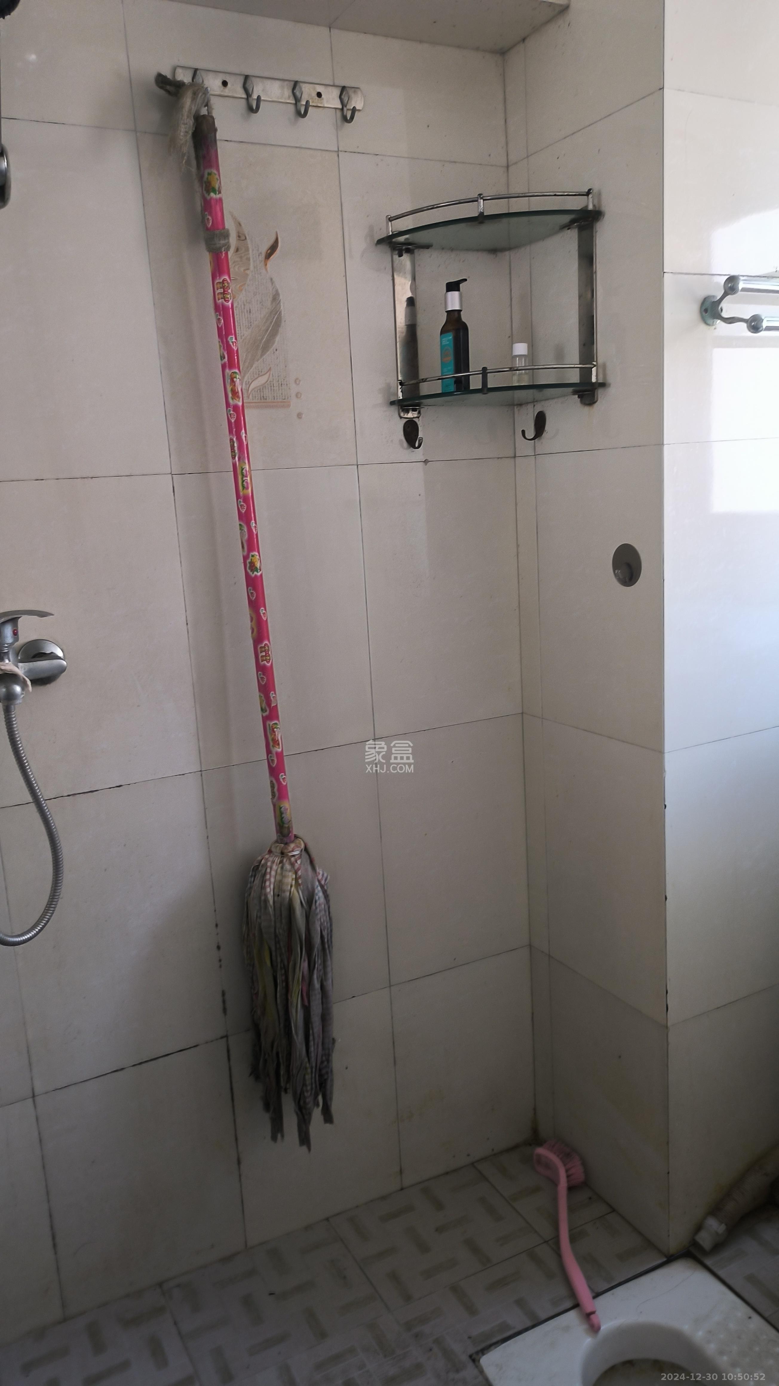 荣安宿舍 2室1厅1卫 1200.0元/月 荣安宿舍 2室1厅1卫 1200.0元/月室内图