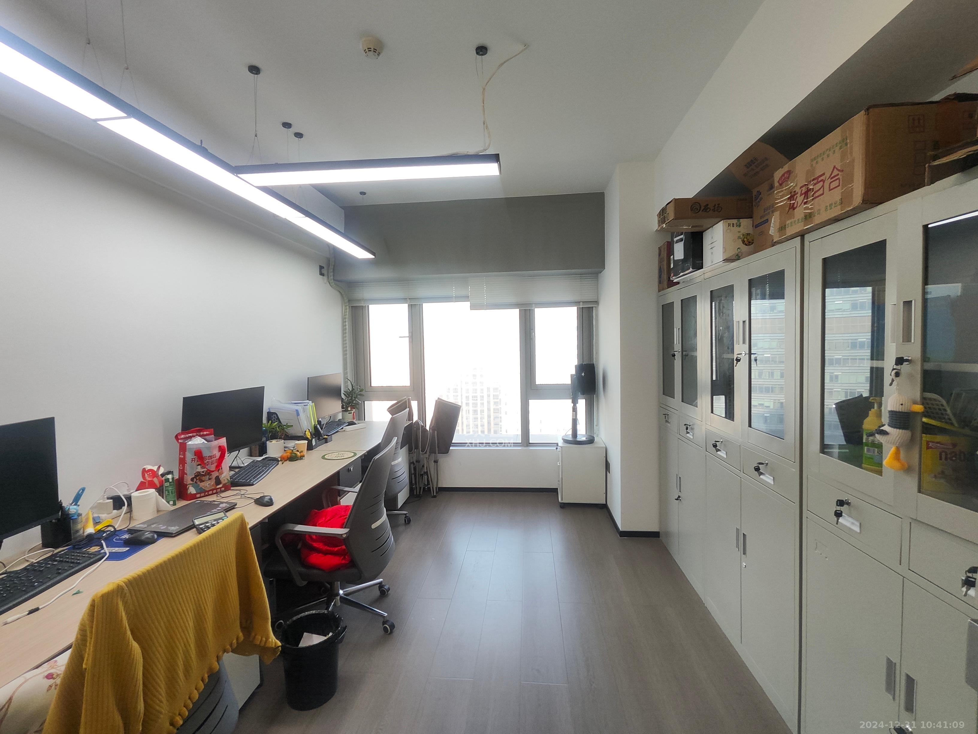 保利天禧EF区  1室1厅1卫   25800.00元/月室内图