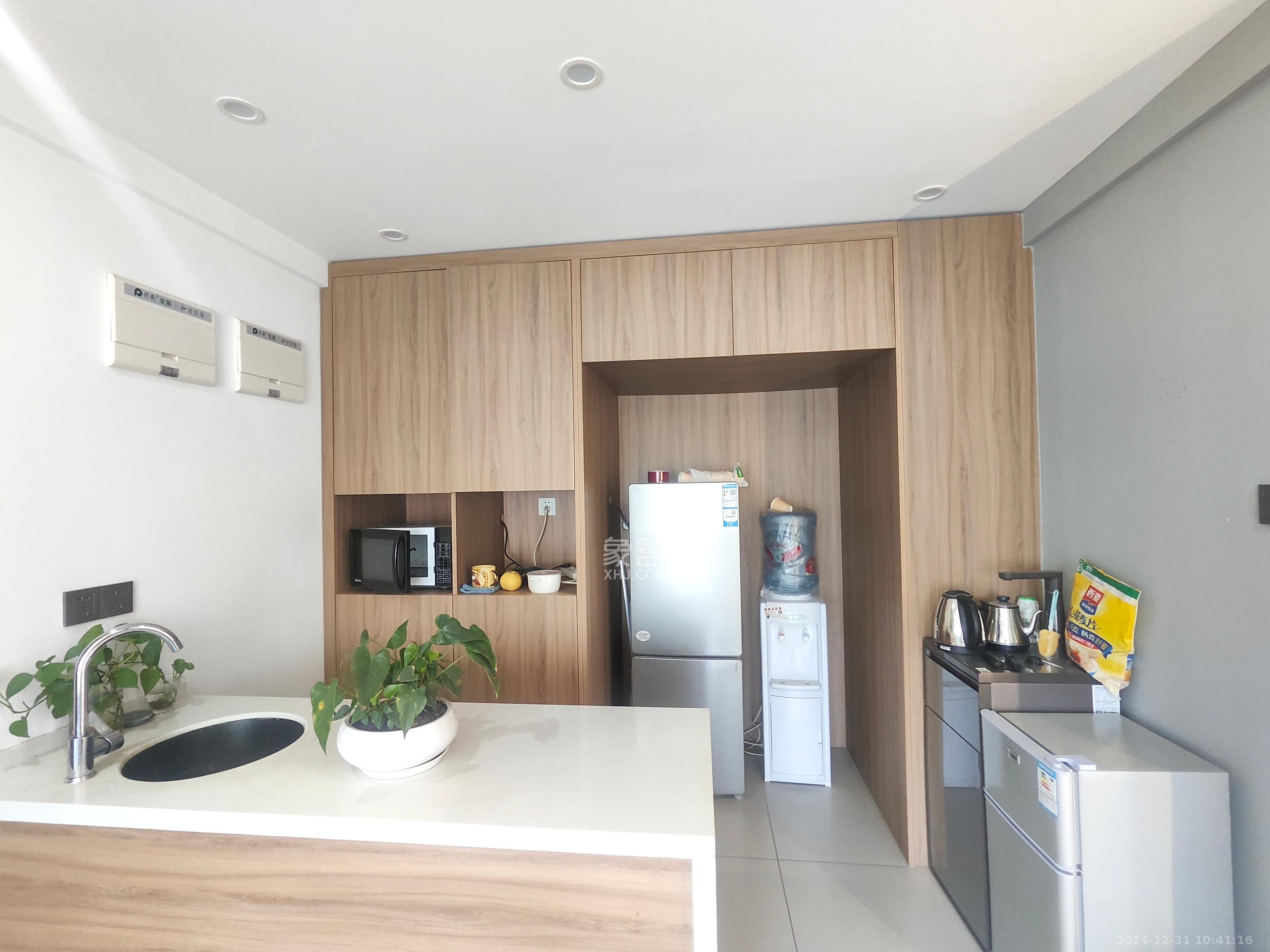 保利天禧EF区  1室1厅1卫    19000.0元/月 保利天禧EF区  1室1厅1卫    19000.0元/月室内图